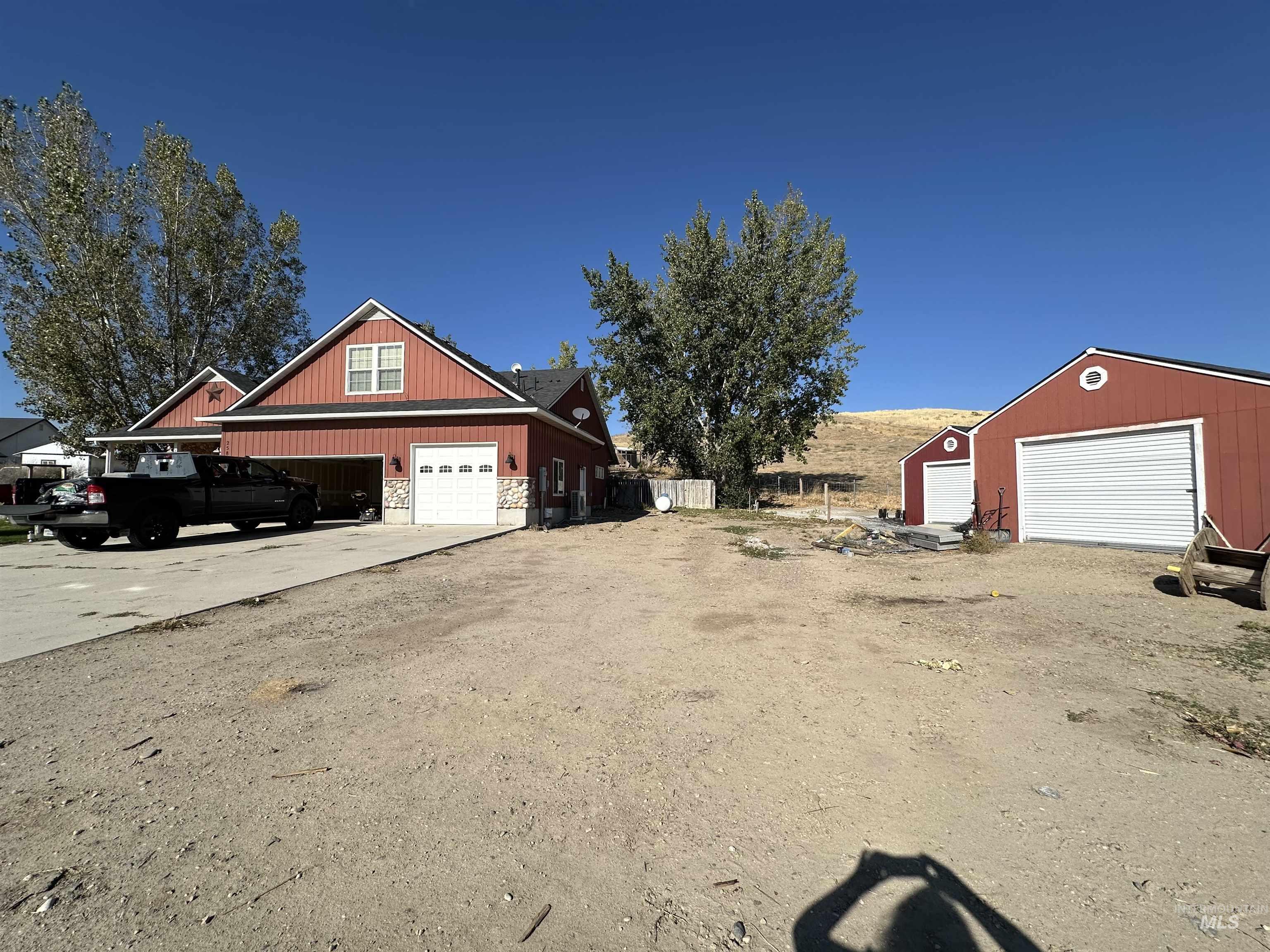 2580 Sand Hollow Rd, Caldwell, Idaho 83607, 3 Bedrooms, 3 Bathrooms, Residential For Sale, Price $749,900,MLS 98979210