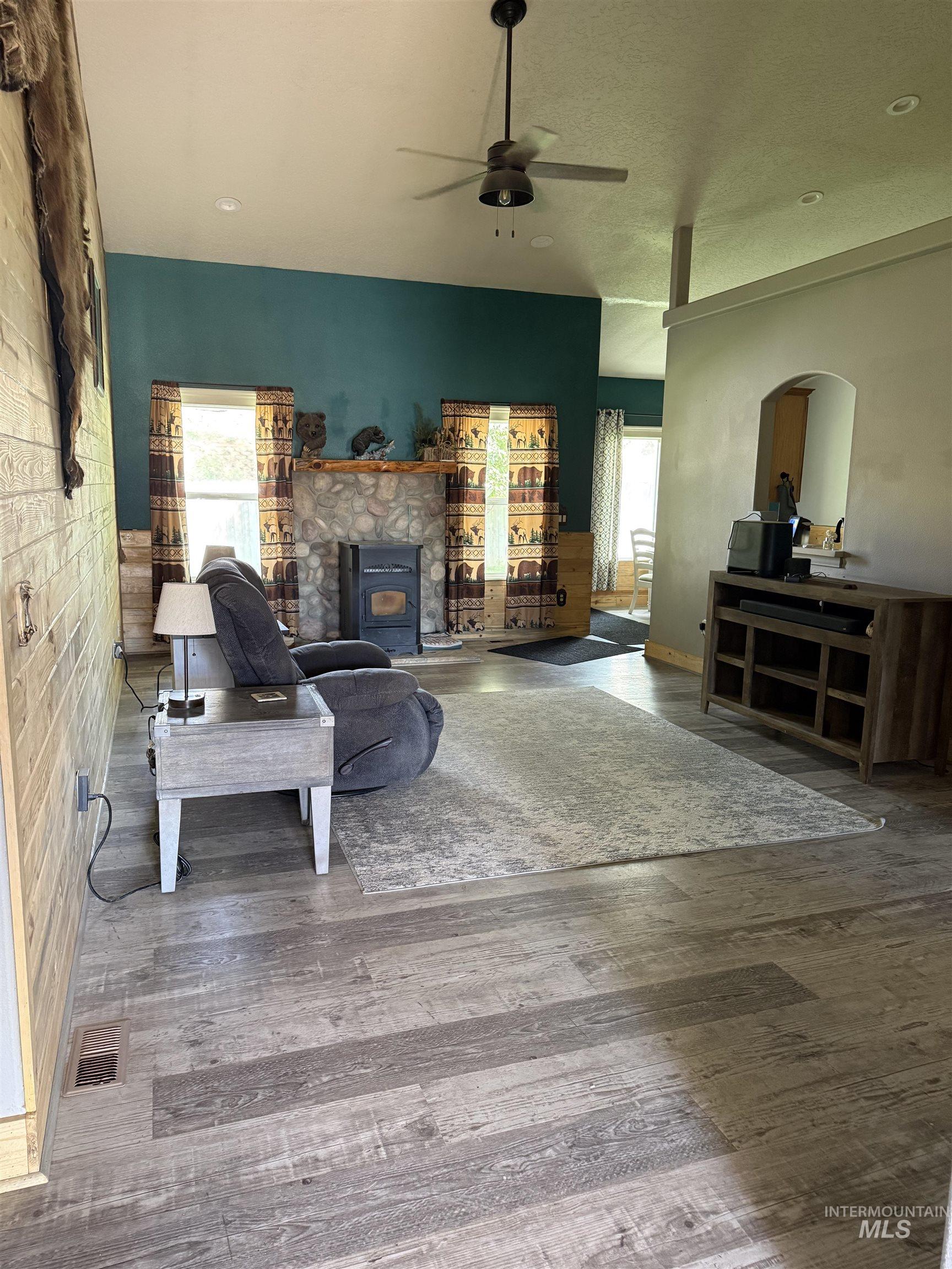 2580 Sand Hollow Rd, Caldwell, Idaho 83607, 3 Bedrooms, 3 Bathrooms, Residential For Sale, Price $749,900,MLS 98979210