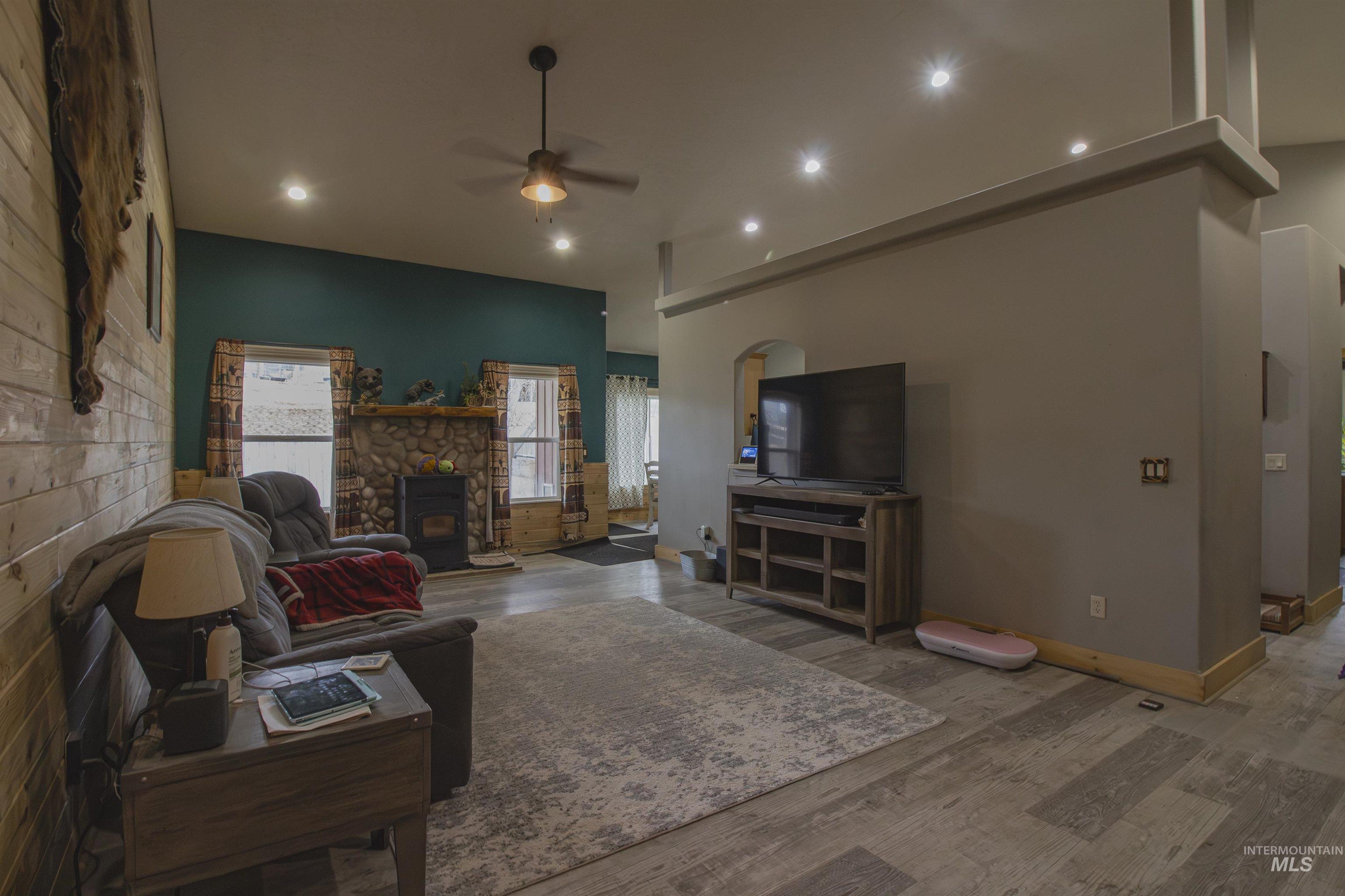 2580 Sand Hollow Rd, Caldwell, Idaho 83607, 3 Bedrooms, 3 Bathrooms, Residential For Sale, Price $825,000, 98979210