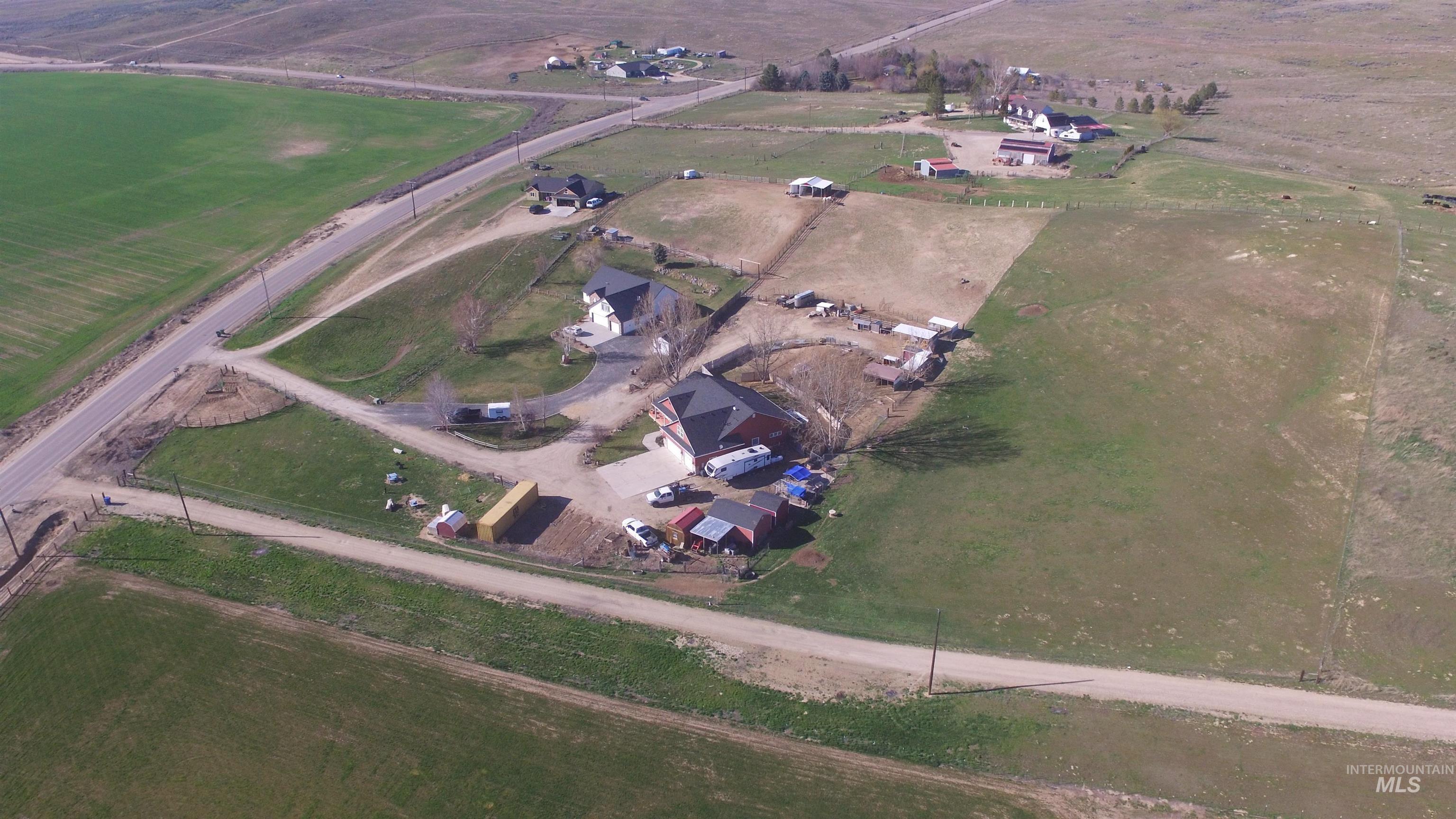 2580 Sand Hollow Rd, Caldwell, Idaho 83607, 3 Bedrooms, 3 Bathrooms, Residential For Sale, Price $825,000, 98979210