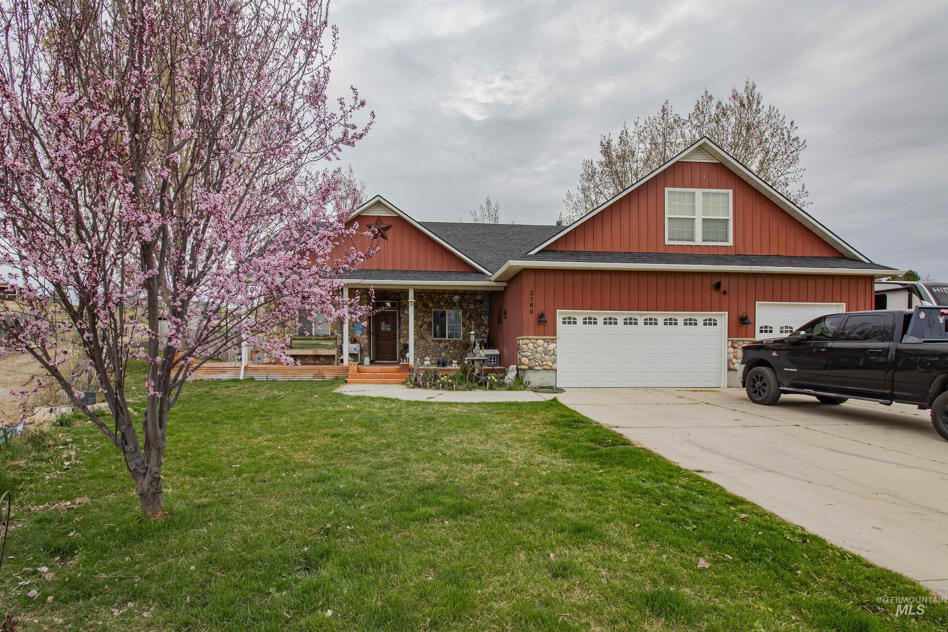2580 Sand Hollow Rd, Caldwell, Idaho 83607, 3 Bedrooms, 3 Bathrooms, Residential For Sale, Price $849,900,MLS 98979210