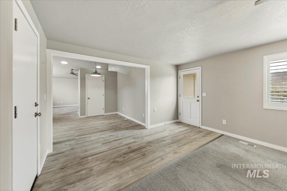 1909 E Glenloch St, Meridian, Idaho 83646-5787, 3 Bedrooms, 2 Bathrooms, Residential For Sale, Price $429,000,MLS 98979212