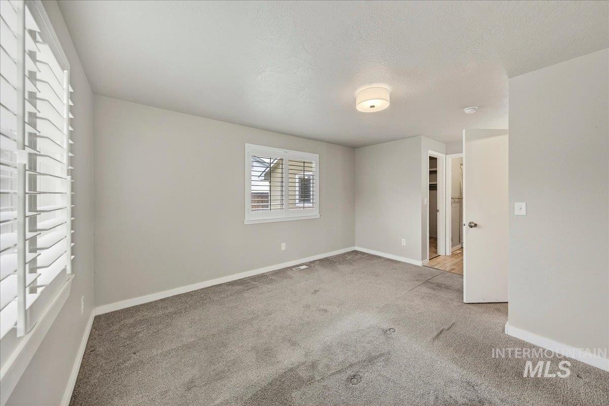 1909 E Glenloch St, Meridian, Idaho 83646-5787, 3 Bedrooms, 2 Bathrooms, Residential For Sale, Price $429,000,MLS 98979212