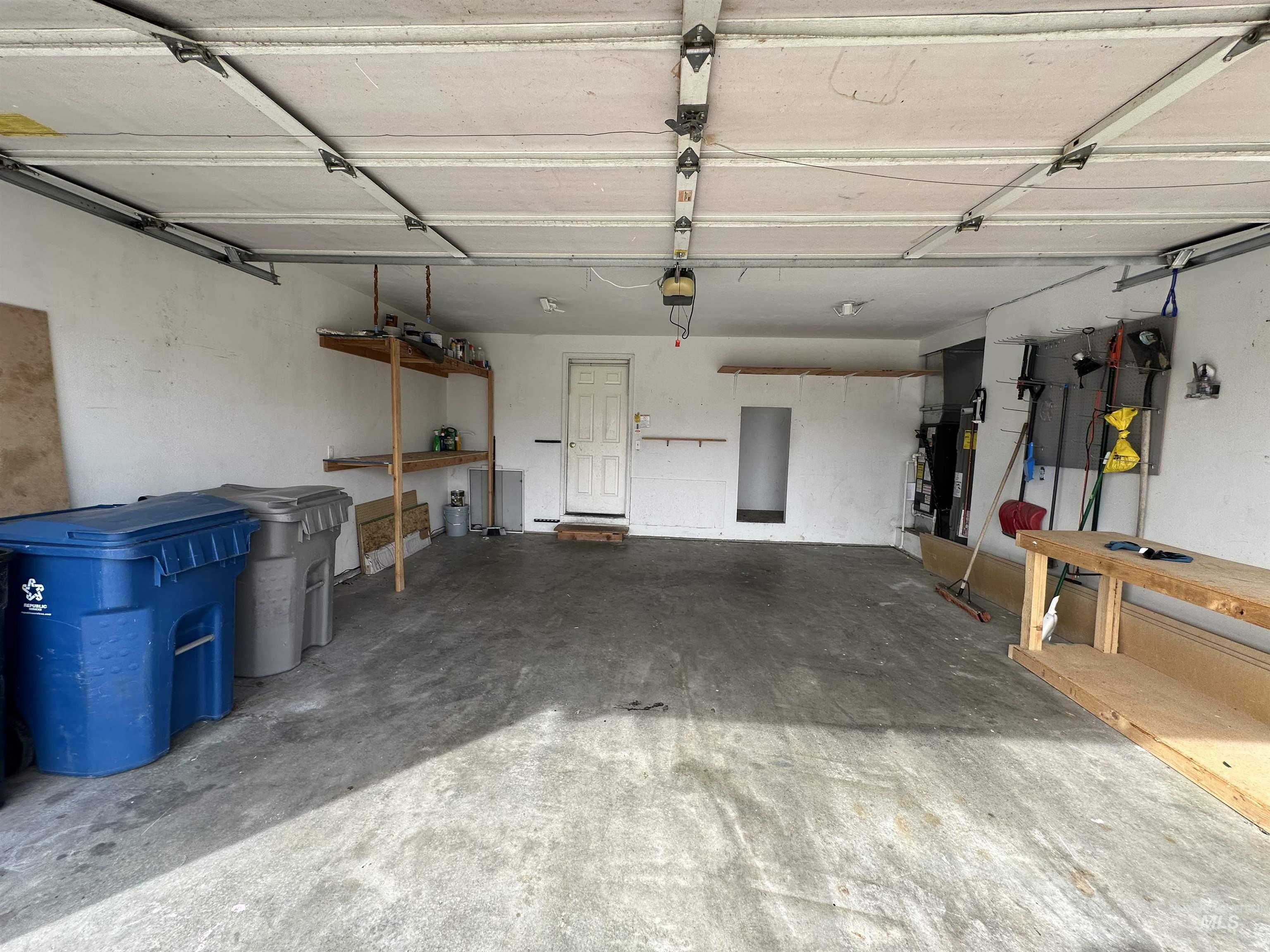 2807 & 2809 Laurel Way, Nampa, Idaho 83686, 3 Bedrooms, 2.5 Bathrooms, Residential Income For Sale, Price $614,900, 98979215