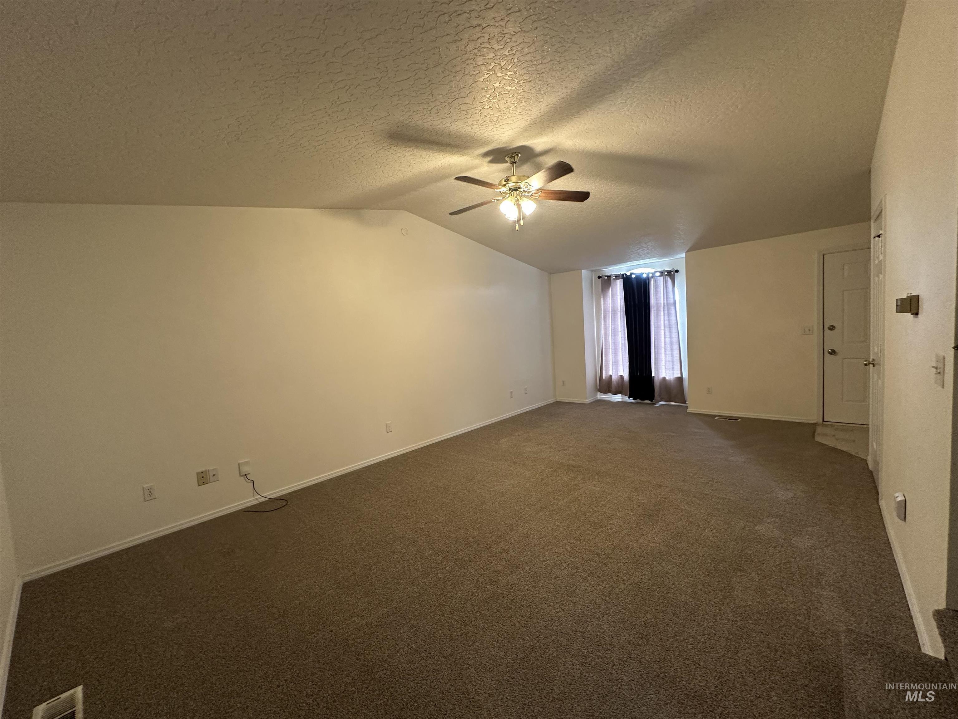 2807 & 2809 Laurel Way, Nampa, Idaho 83686, 3 Bedrooms, 2.5 Bathrooms, Residential Income For Sale, Price $614,900, 98979215