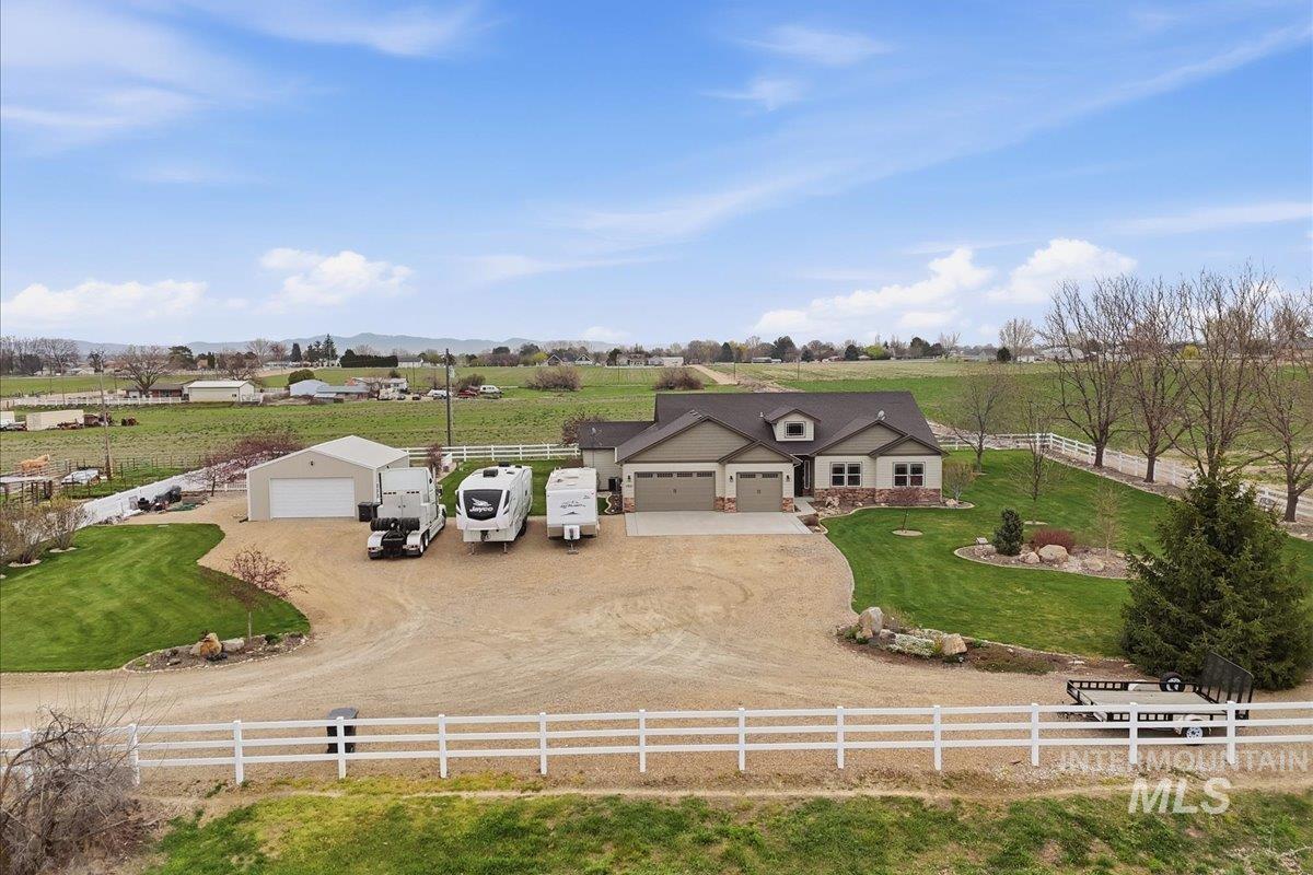 17421 Upper Pleasant Ridge Rd, Caldwell, Idaho 83607, 3 Bedrooms, 2.5 Bathrooms, Residential For Sale, Price $879,900, 98979216
