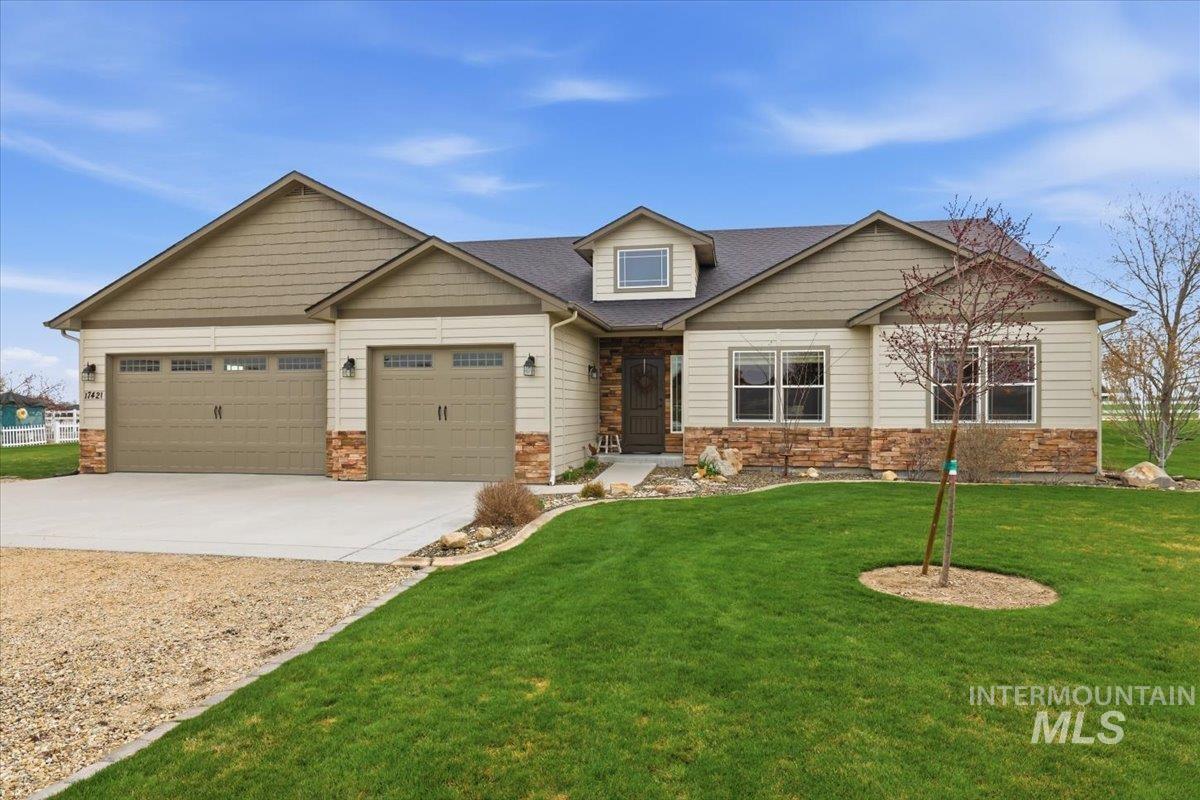 17421 Upper Pleasant Ridge Rd, Caldwell, Idaho 83607, 3 Bedrooms, 2.5 Bathrooms, Residential For Sale, Price $879,900, 98979216