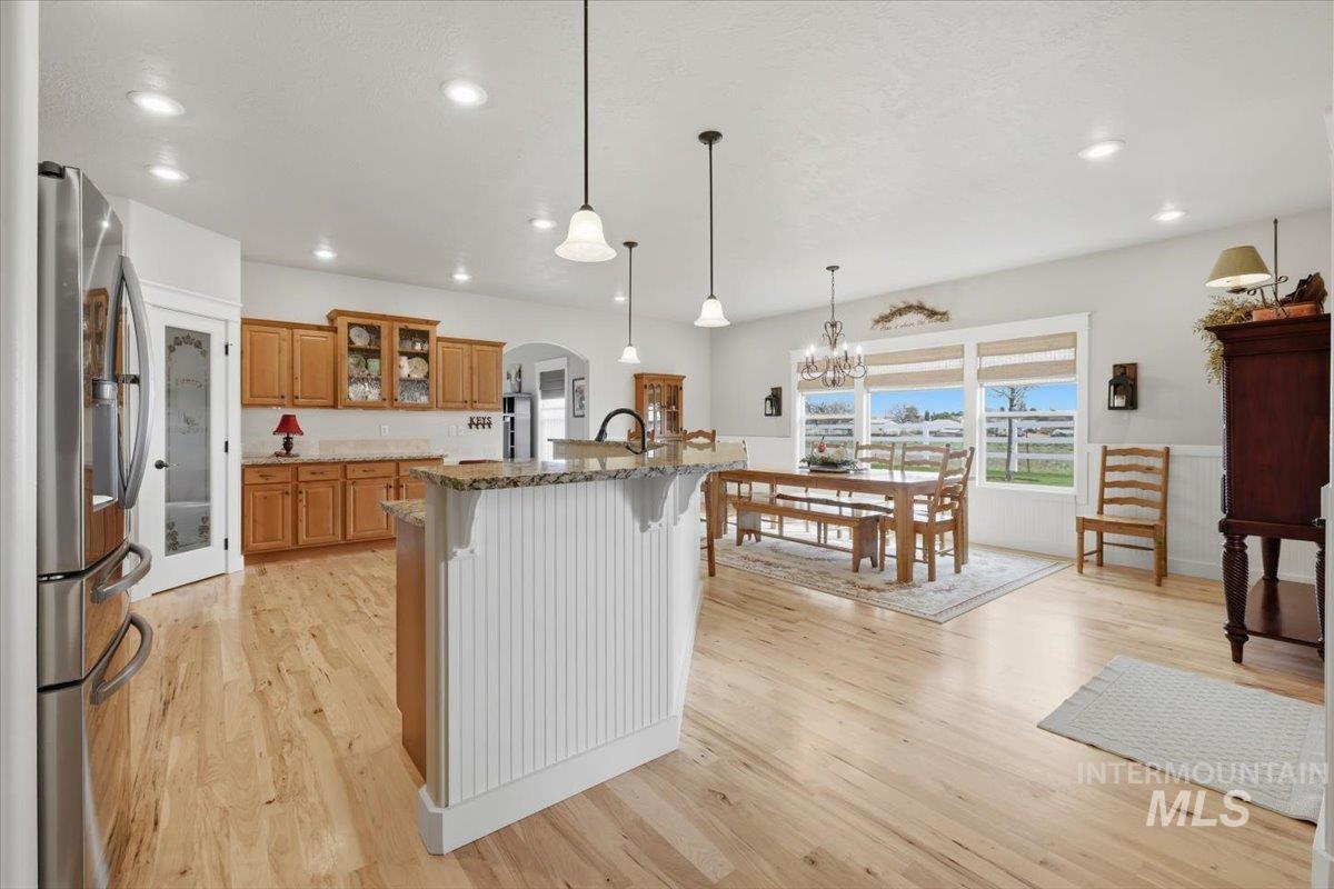 17421 Upper Pleasant Ridge Rd, Caldwell, Idaho 83607, 3 Bedrooms, 2.5 Bathrooms, Residential For Sale, Price $879,900, 98979216