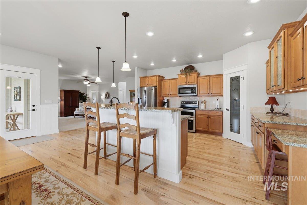 17421 Upper Pleasant Ridge Rd, Caldwell, Idaho 83607, 3 Bedrooms, 2.5 Bathrooms, Residential For Sale, Price $879,900, 98979216