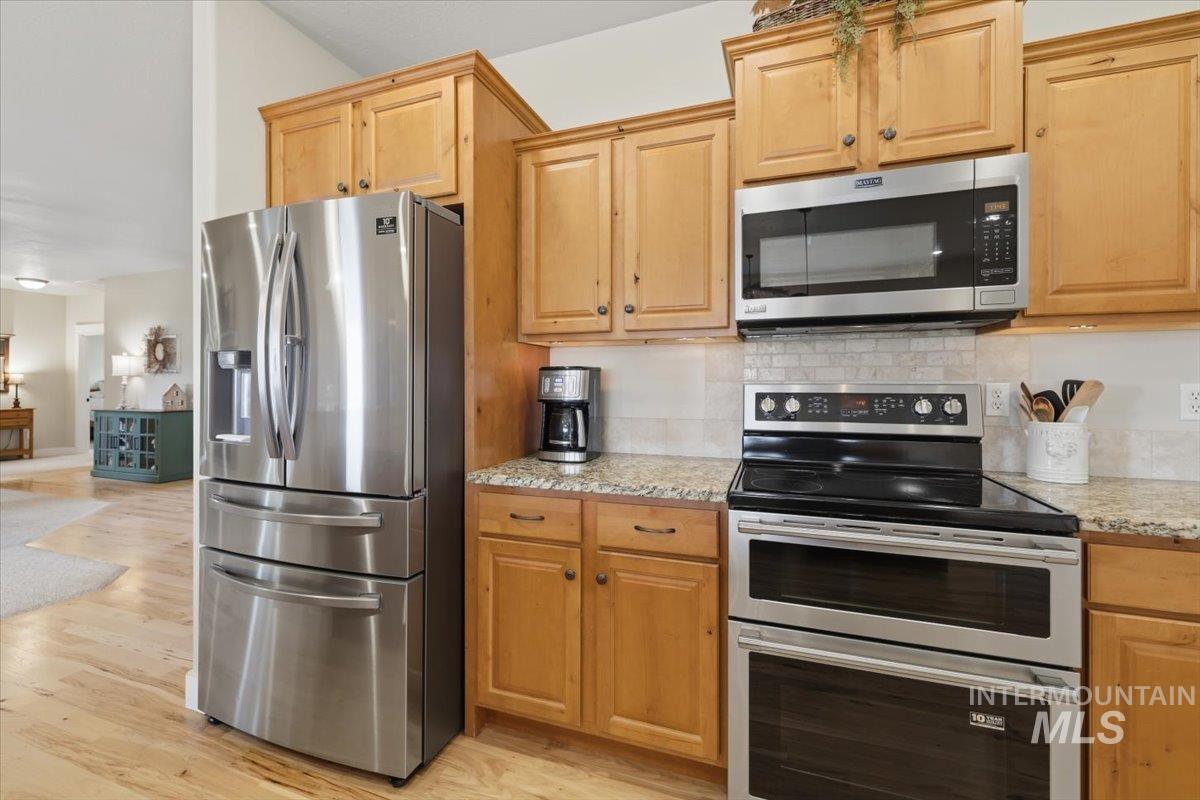 17421 Upper Pleasant Ridge Rd, Caldwell, Idaho 83607, 3 Bedrooms, 2.5 Bathrooms, Residential For Sale, Price $879,900, 98979216