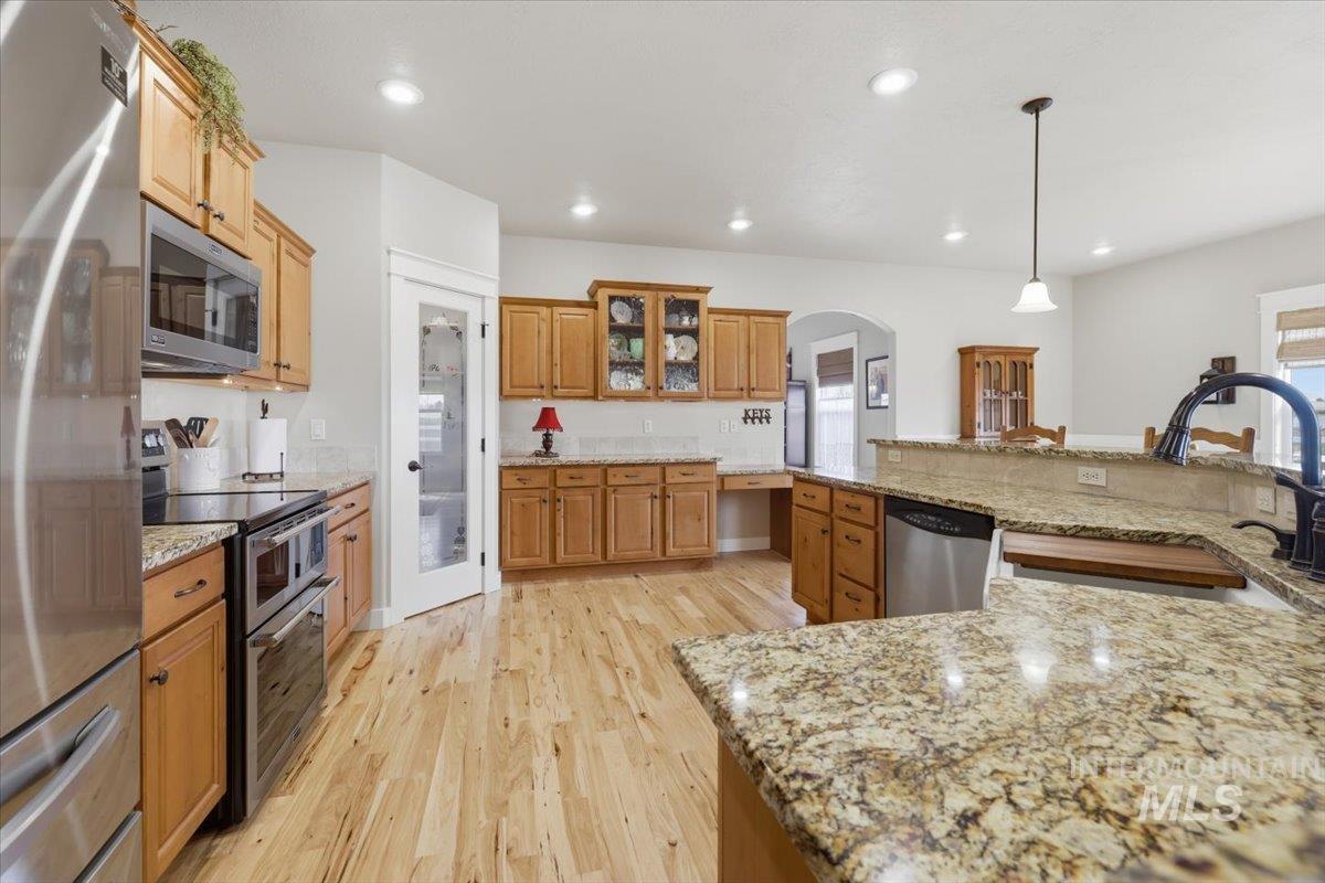 17421 Upper Pleasant Ridge Rd, Caldwell, Idaho 83607, 3 Bedrooms, 2.5 Bathrooms, Residential For Sale, Price $879,900, 98979216