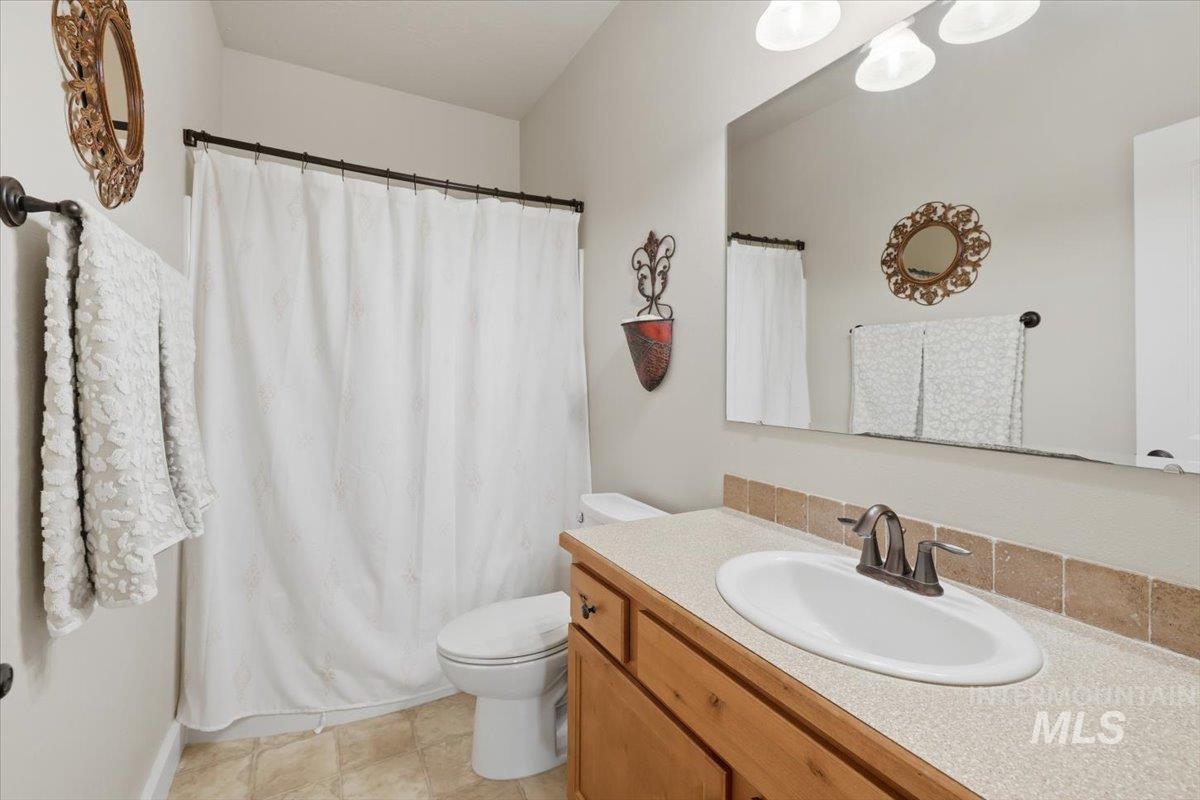 17421 Upper Pleasant Ridge Rd, Caldwell, Idaho 83607, 3 Bedrooms, 2.5 Bathrooms, Residential For Sale, Price $879,900, 98979216