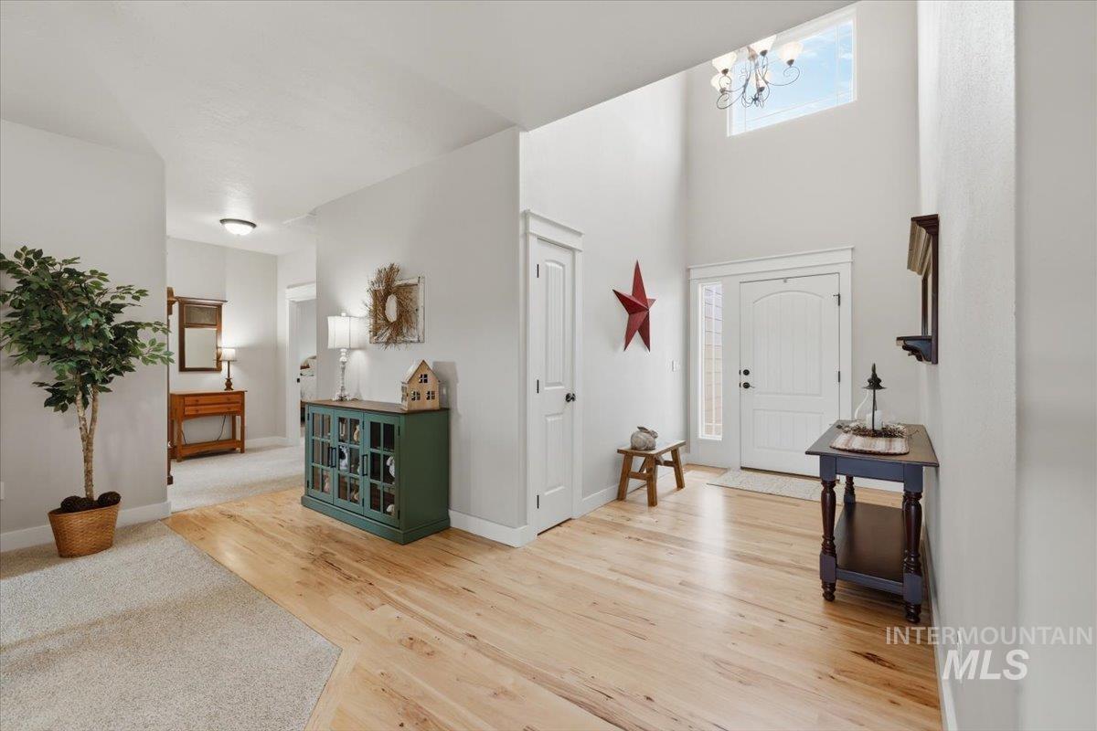 17421 Upper Pleasant Ridge Rd, Caldwell, Idaho 83607, 3 Bedrooms, 2.5 Bathrooms, Residential For Sale, Price $879,900, 98979216