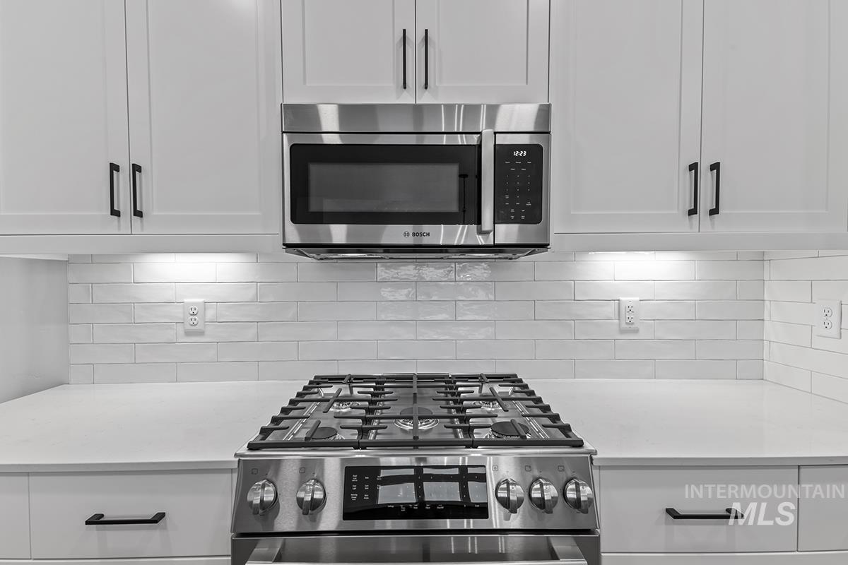 5957 W Domford Lane, Eagle, Idaho 83616, 3 Bedrooms, 2.5 Bathrooms, Residential For Sale, Price $624,900, 98979217