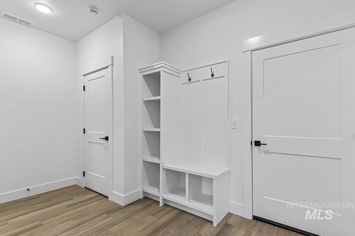 5957 W Domford Lane, Eagle, Idaho 83616, 3 Bedrooms, 2.5 Bathrooms, Residential For Sale, Price $624,900, 98979217