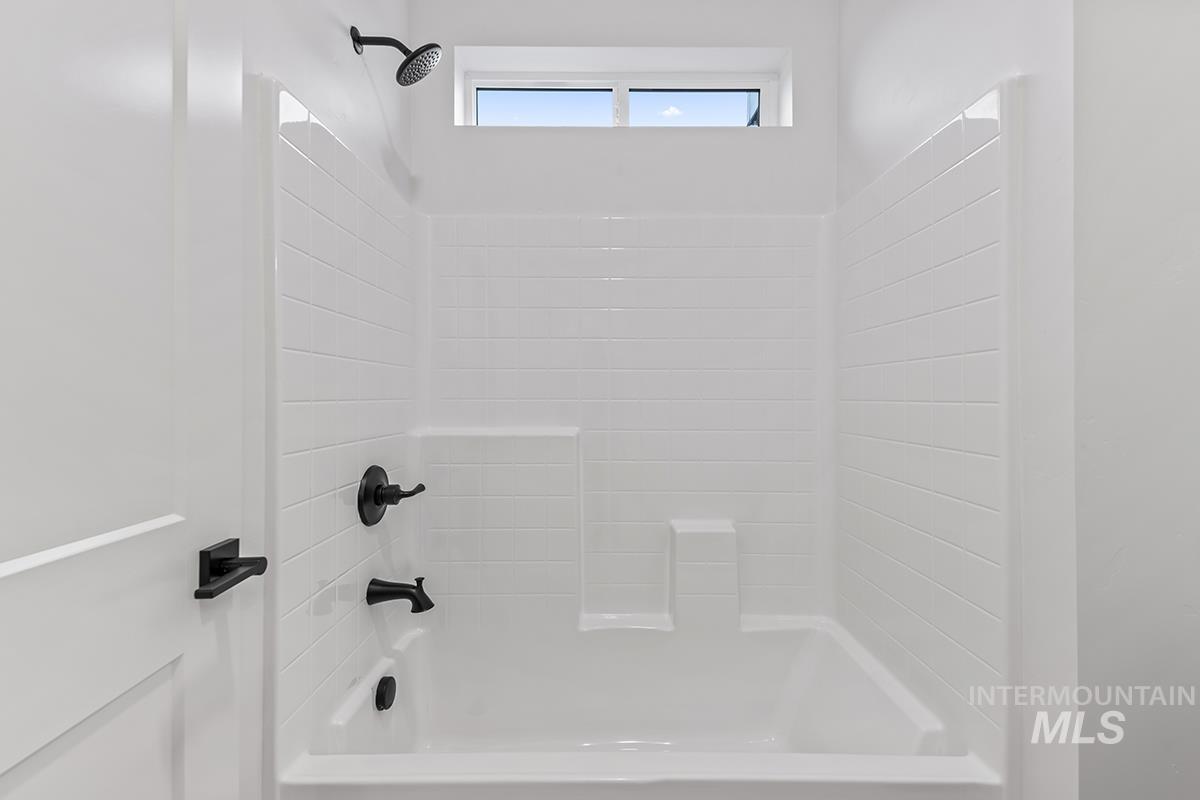 5957 W Domford Lane, Eagle, Idaho 83616, 3 Bedrooms, 2.5 Bathrooms, Residential For Sale, Price $624,900, 98979217