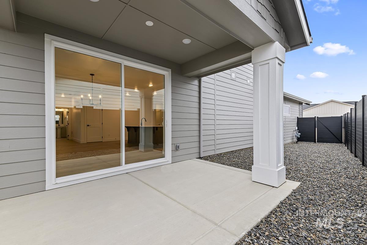 5957 W Domford Lane, Eagle, Idaho 83616, 3 Bedrooms, 2.5 Bathrooms, Residential For Sale, Price $624,900, 98979217