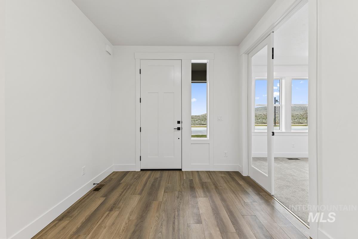 5957 W Domford Lane, Eagle, Idaho 83616, 3 Bedrooms, 2.5 Bathrooms, Residential For Sale, Price $624,900, 98979217