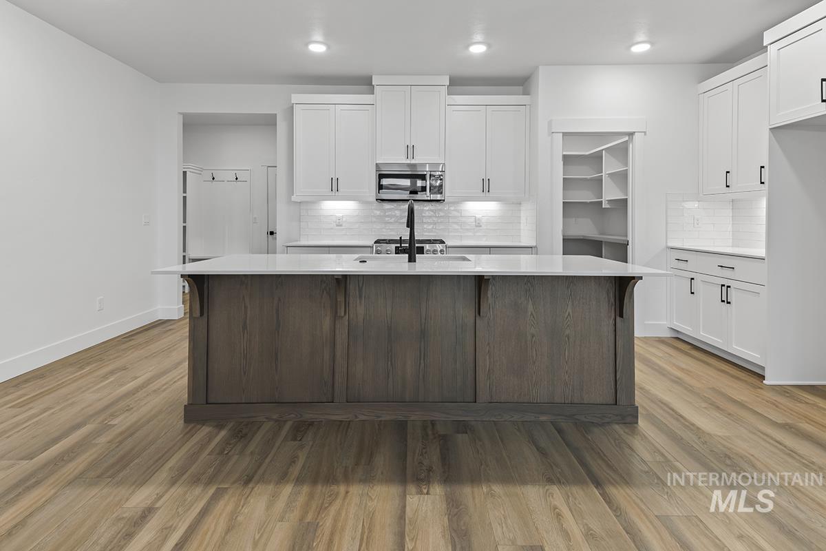 5957 W Domford Lane, Eagle, Idaho 83616, 3 Bedrooms, 2.5 Bathrooms, Residential For Sale, Price $624,900, 98979217