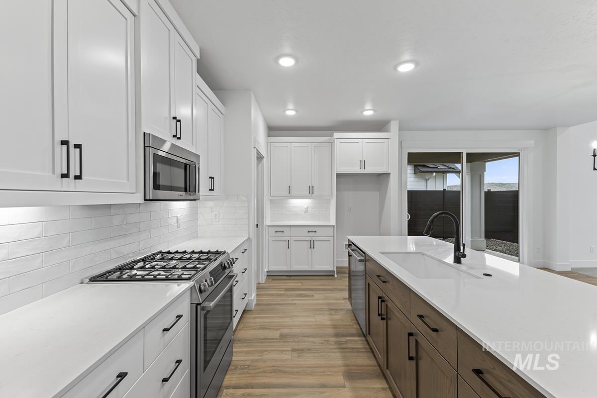 5957 W Domford Lane, Eagle, Idaho 83616, 3 Bedrooms, 2.5 Bathrooms, Residential For Sale, Price $624,900, 98979217