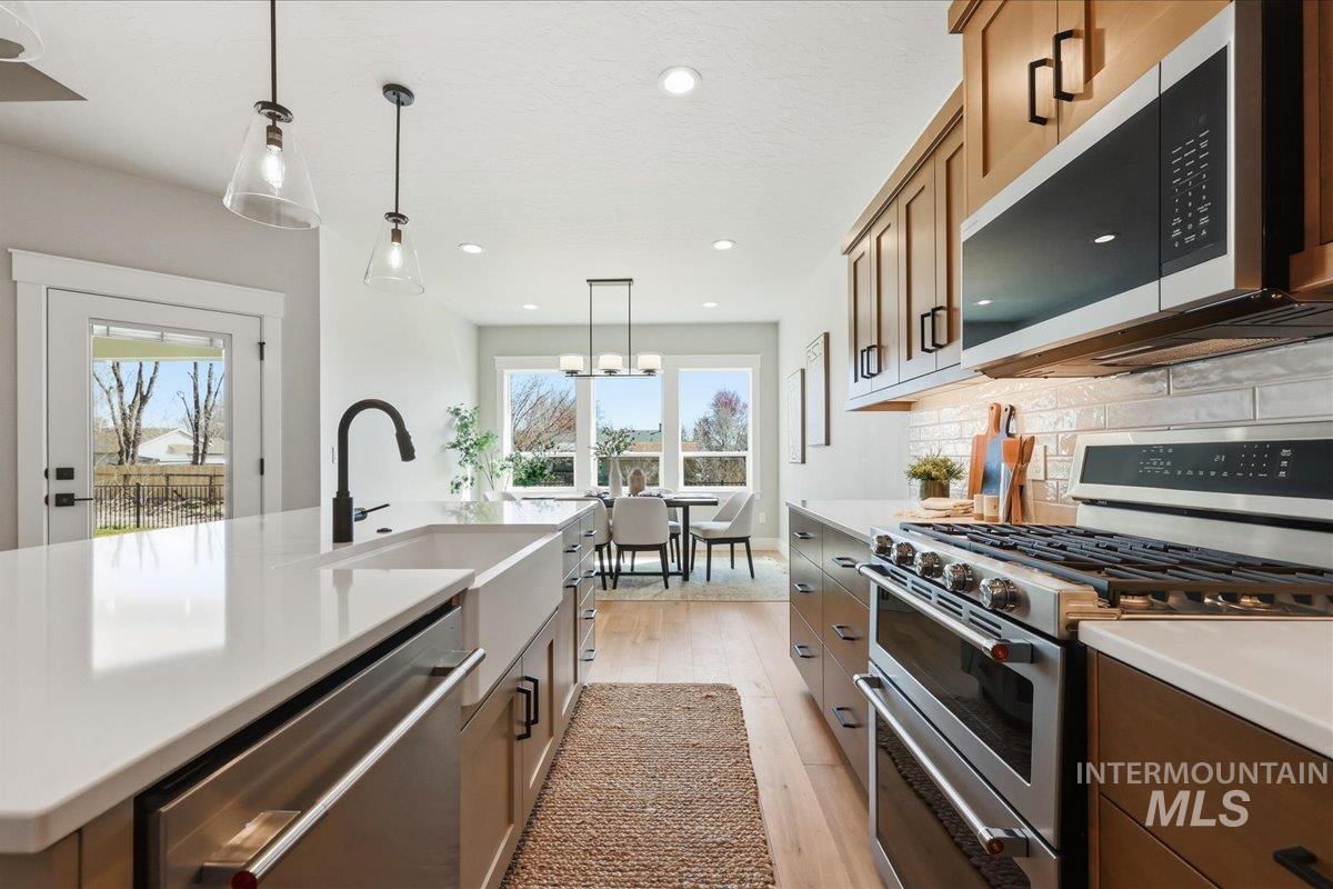 513 W Millstone St, Middleton, Idaho 83644, 3 Bedrooms, 2.5 Bathrooms, Residential For Sale, Price $579,900, 98979219