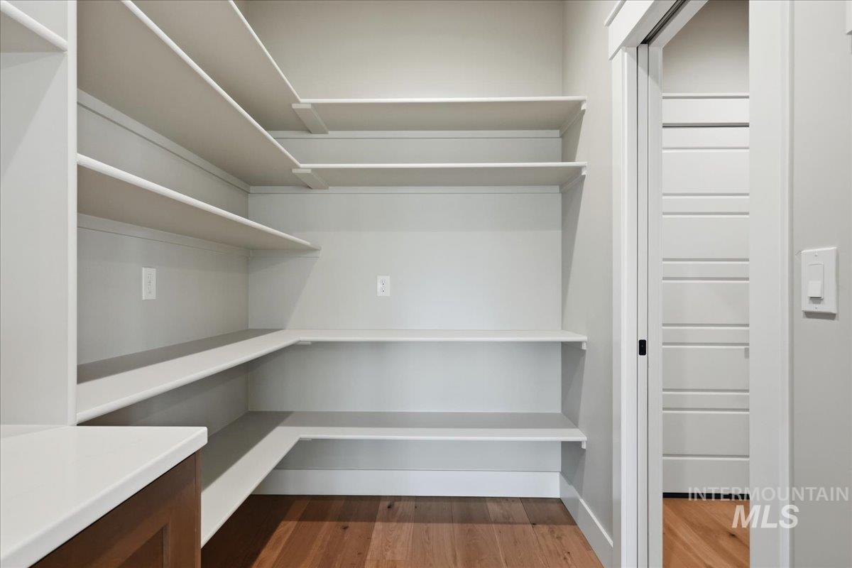 513 W Millstone St, Middleton, Idaho 83644, 3 Bedrooms, 2.5 Bathrooms, Residential For Sale, Price $579,900, 98979219