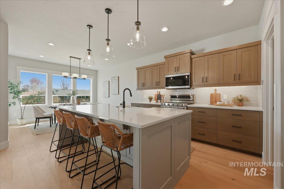 513 W Millstone St, Middleton, Idaho 83644, 3 Bedrooms, 2.5 Bathrooms, Residential For Sale, Price $579,900, 98979219