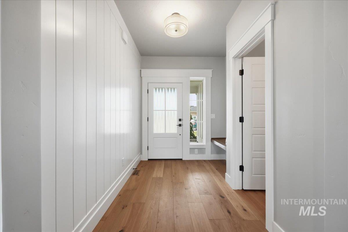 513 W Millstone St, Middleton, Idaho 83644, 3 Bedrooms, 2.5 Bathrooms, Residential For Sale, Price $579,900, 98979219