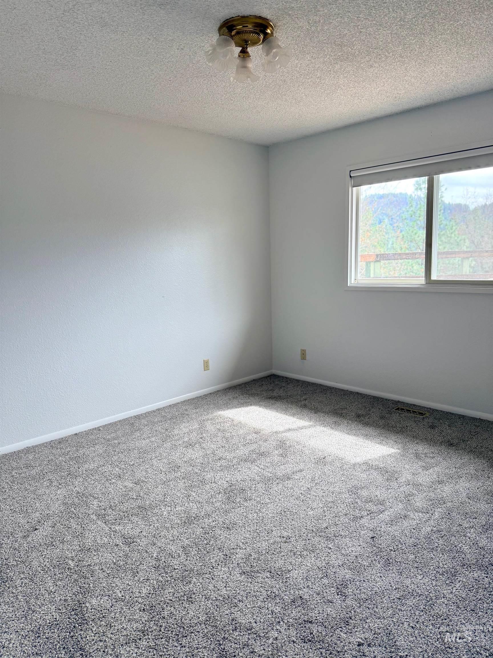 216 Shasta Cir, Orofino, Idaho 83544, 4 Bedrooms, 2 Bathrooms, Residential For Sale, Price $550,000, 98979220