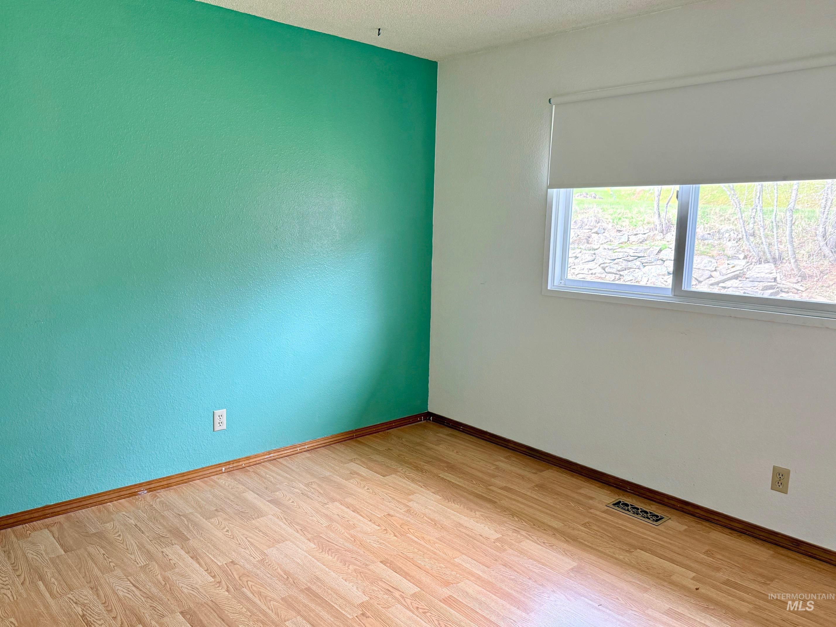 216 Shasta Cir, Orofino, Idaho 83544, 4 Bedrooms, 2 Bathrooms, Residential For Sale, Price $550,000, 98979220