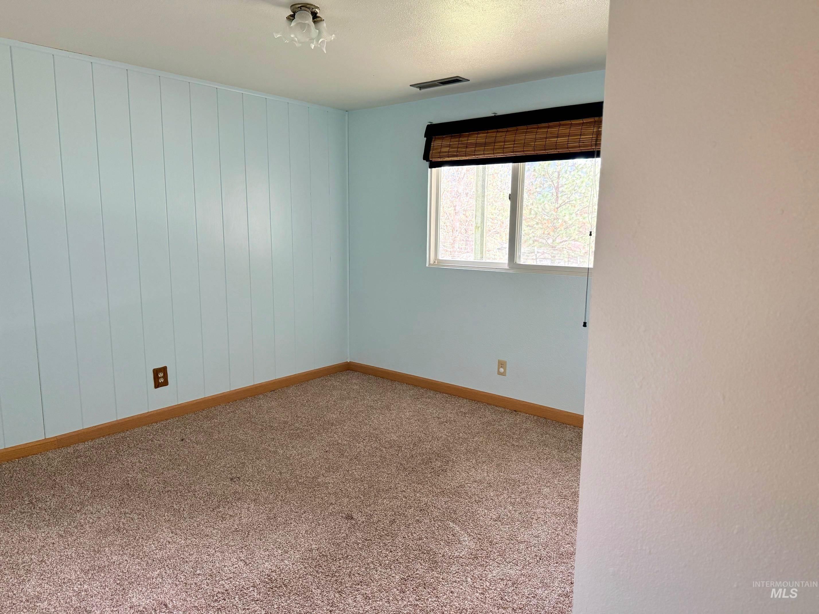 216 Shasta Cir, Orofino, Idaho 83544, 4 Bedrooms, 2 Bathrooms, Residential For Sale, Price $550,000, 98979220