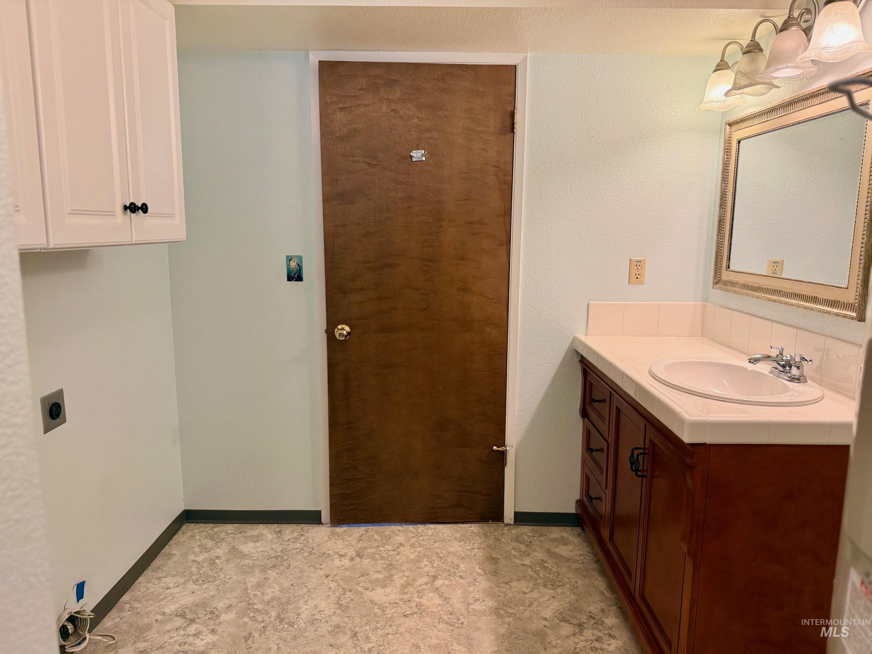 216 Shasta Cir, Orofino, Idaho 83544, 4 Bedrooms, 2 Bathrooms, Residential For Sale, Price $550,000, 98979220