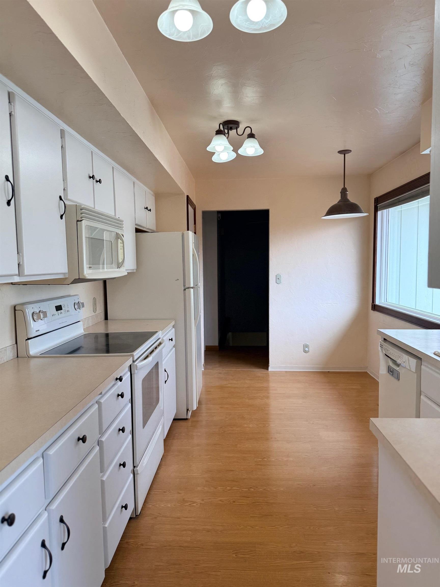 216 Shasta Cir, Orofino, Idaho 83544, 4 Bedrooms, 2 Bathrooms, Residential For Sale, Price $550,000, 98979220