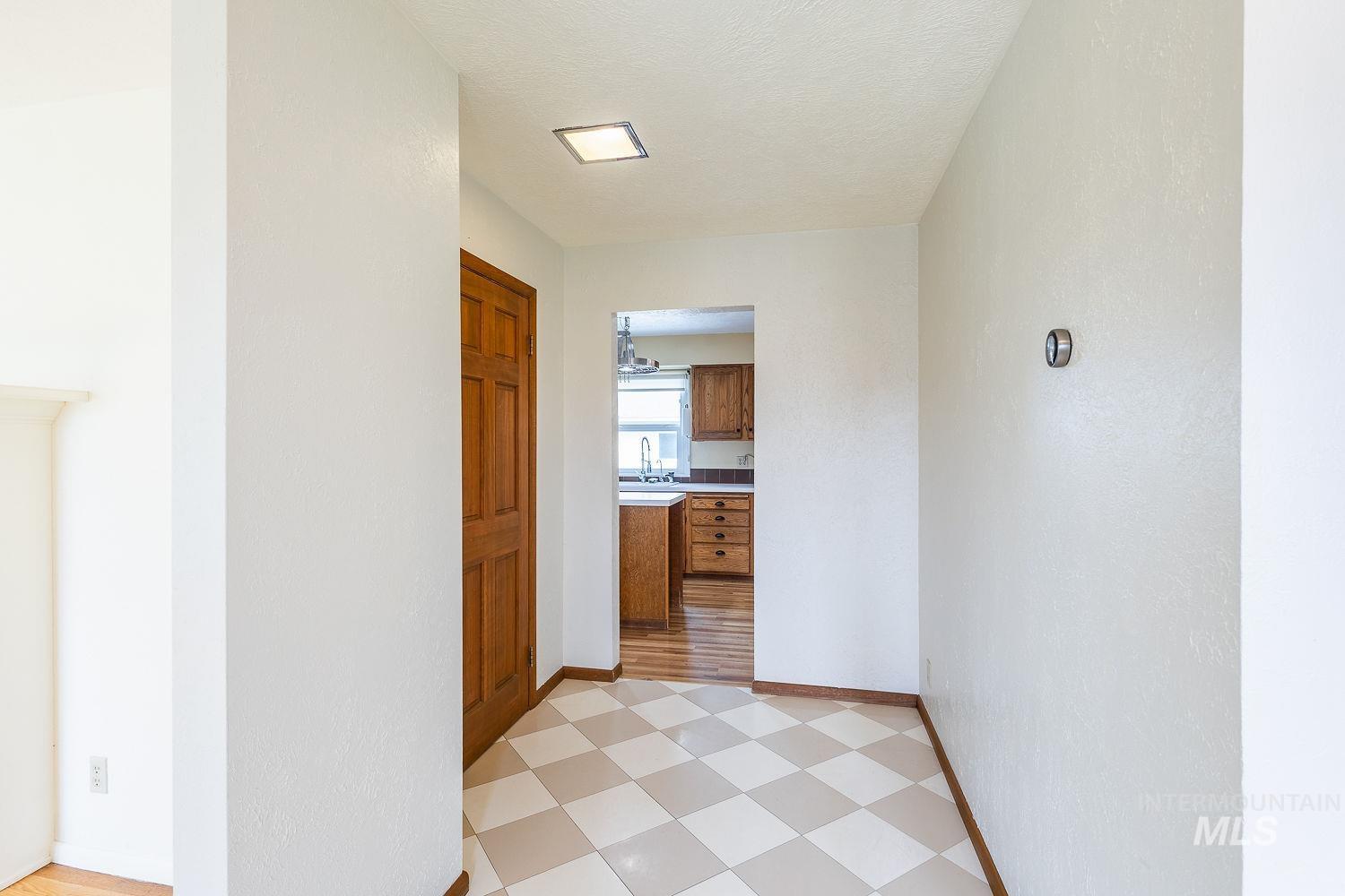 1102 E 1st, Emmett, Idaho 83617, 3 Bedrooms, 2.5 Bathrooms, Residential For Sale, Price $620,000, 98979222