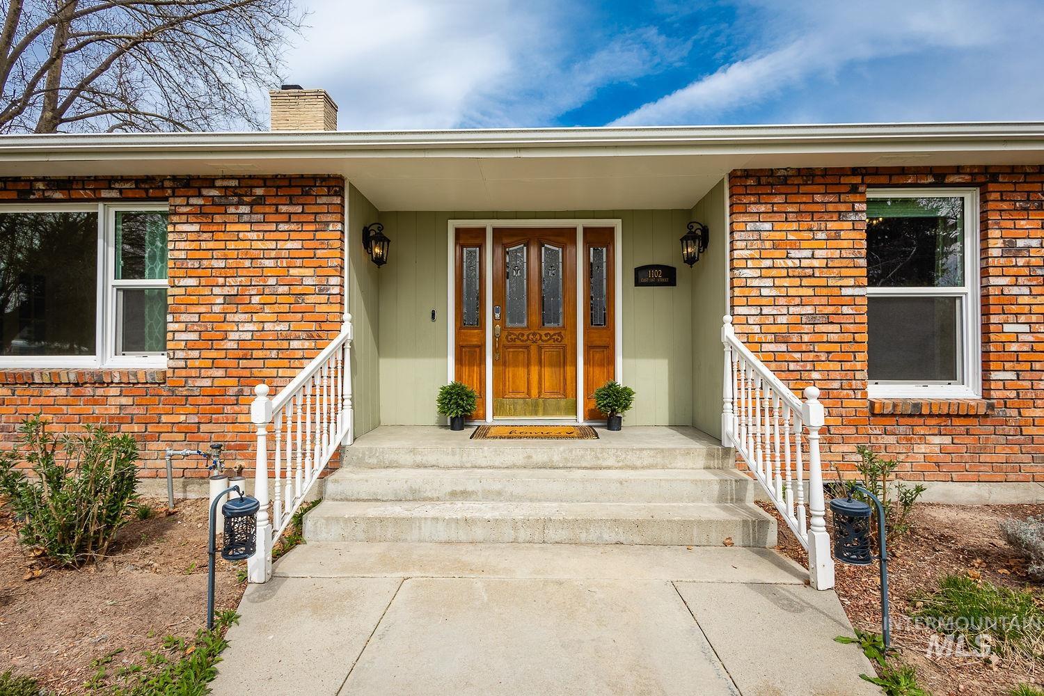 1102 E 1st, Emmett, Idaho 83617, 3 Bedrooms, 2.5 Bathrooms, Residential For Sale, Price $620,000, 98979222