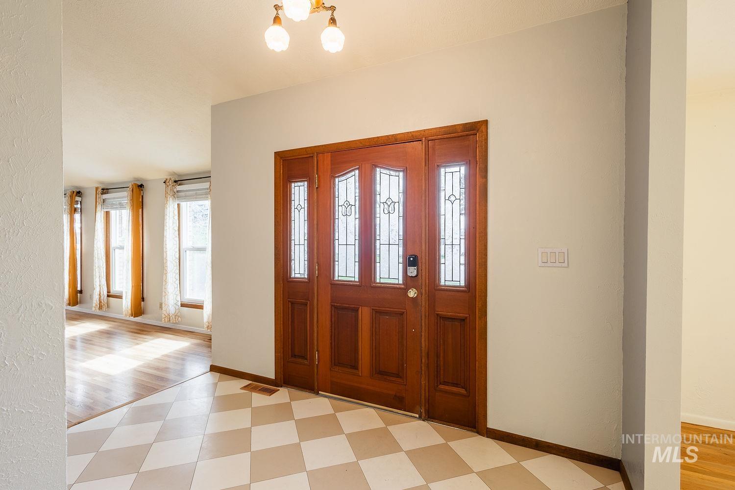 1102 E 1st, Emmett, Idaho 83617, 3 Bedrooms, 2.5 Bathrooms, Residential For Sale, Price $620,000, 98979222