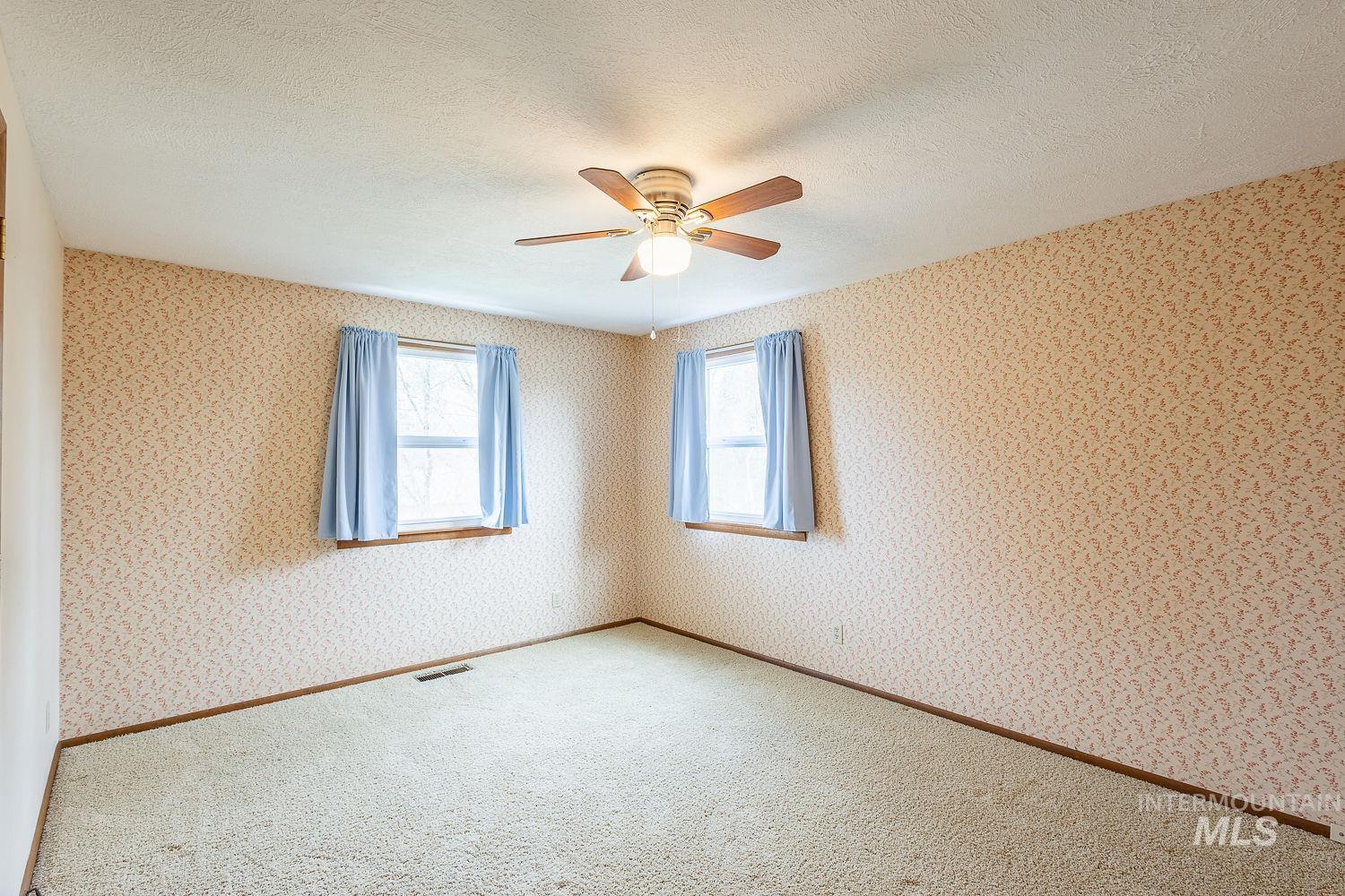 1102 E 1st, Emmett, Idaho 83617, 3 Bedrooms, 2.5 Bathrooms, Residential For Sale, Price $620,000, 98979222