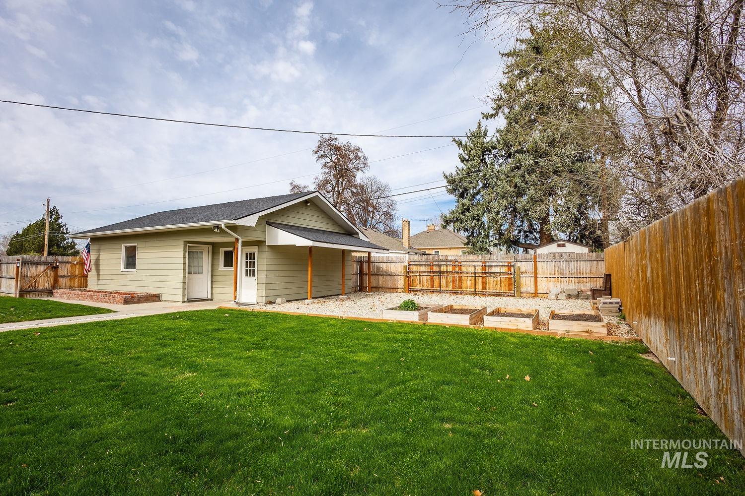 1102 E 1st, Emmett, Idaho 83617, 3 Bedrooms, 2.5 Bathrooms, Residential For Sale, Price $620,000, 98979222