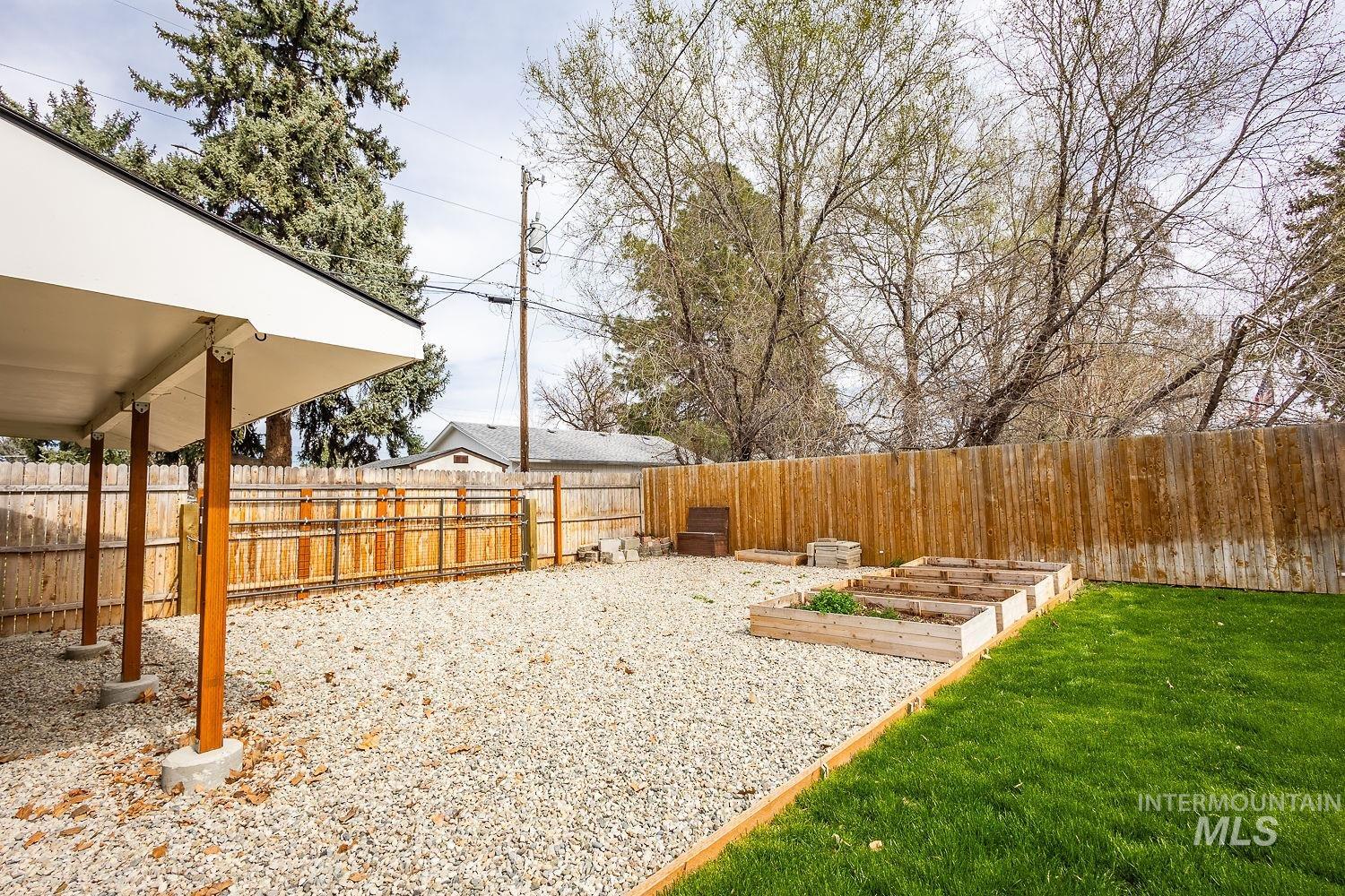 1102 E 1st, Emmett, Idaho 83617, 3 Bedrooms, 2.5 Bathrooms, Residential For Sale, Price $620,000, 98979222