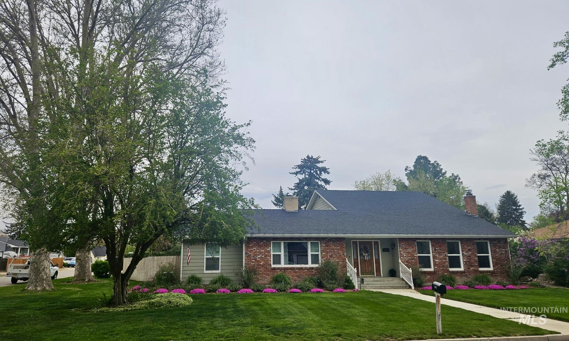 1102 E 1st, Emmett, Idaho 83617, 3 Bedrooms, 2.5 Bathrooms, Residential For Sale, Price $620,000, 98979222