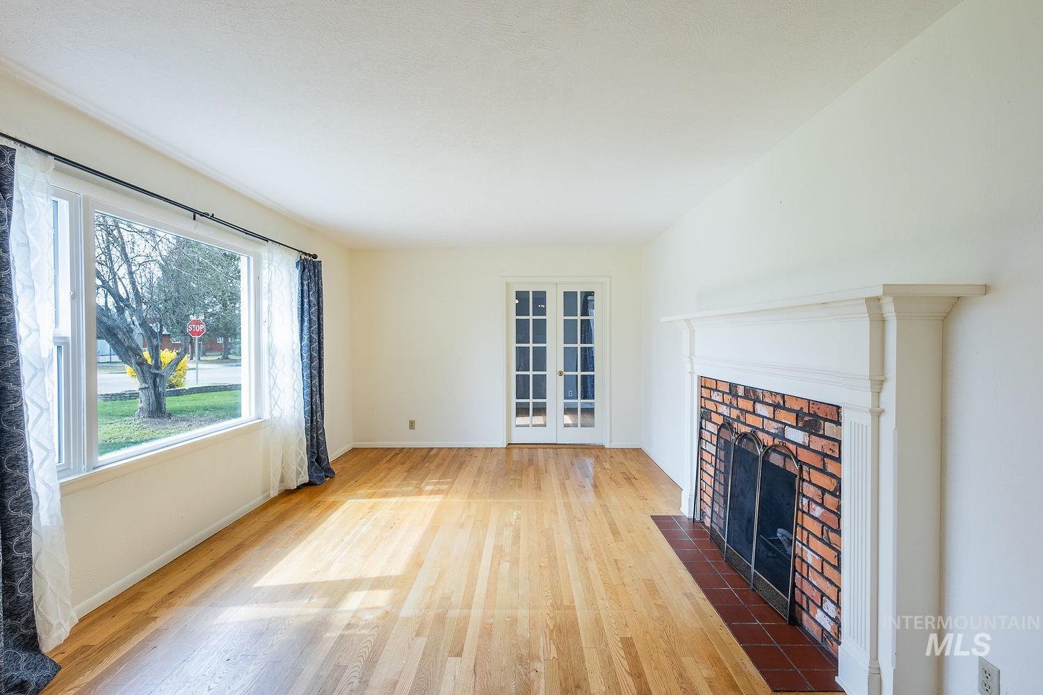 1102 E 1st, Emmett, Idaho 83617, 3 Bedrooms, 2.5 Bathrooms, Residential For Sale, Price $620,000, 98979222