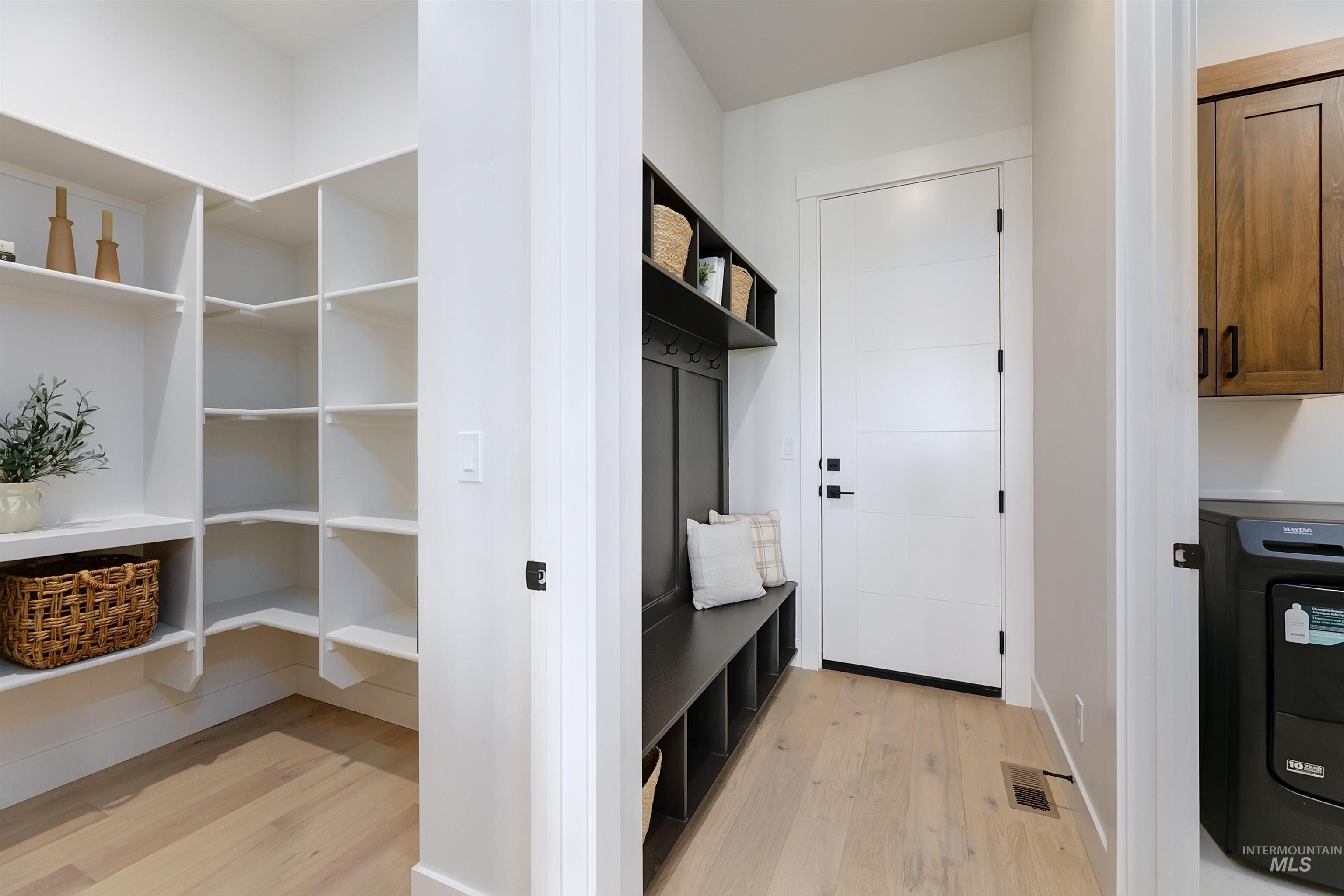 11468 S Saylis Pl, Kuna, Idaho 83634-0000, 4 Bedrooms, 3 Bathrooms, Residential For Sale, Price $999,900, 98979225