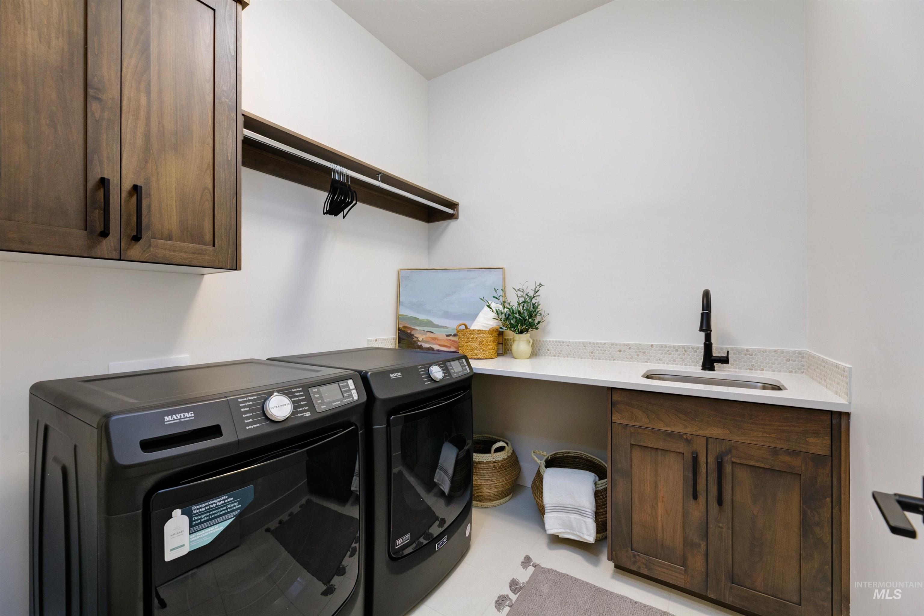 11468 S Saylis Pl, Kuna, Idaho 83634-0000, 4 Bedrooms, 3 Bathrooms, Residential For Sale, Price $999,900, 98979225