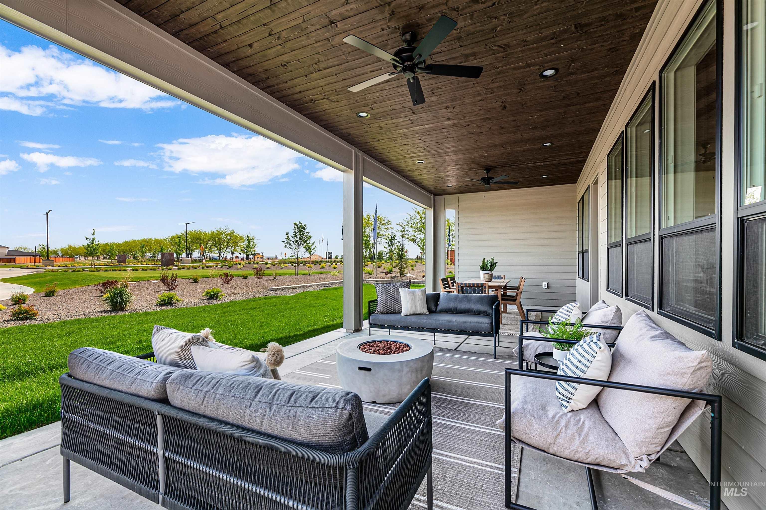 11468 S Saylis Pl, Kuna, Idaho 83634-0000, 4 Bedrooms, 3 Bathrooms, Residential For Sale, Price $999,900, 98979225