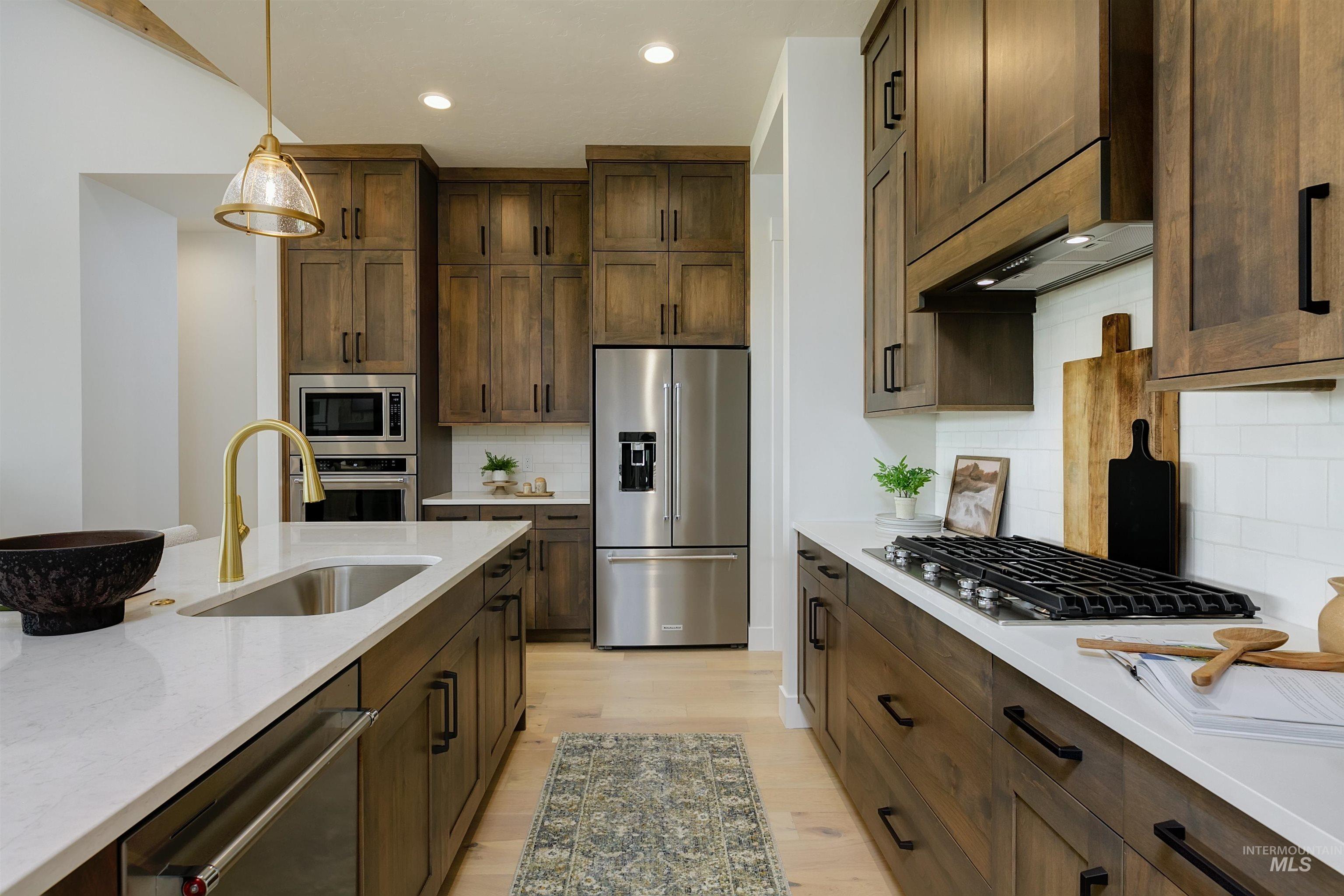 11468 S Saylis Pl, Kuna, Idaho 83634-0000, 4 Bedrooms, 3 Bathrooms, Residential For Sale, Price $999,900, 98979225