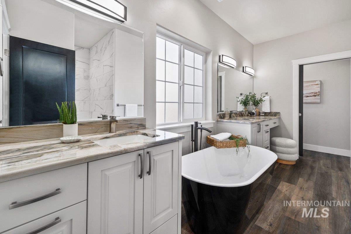 1583 Lagoon Lane, Twin Falls, Idaho 83301, 4 Bedrooms, 2.5 Bathrooms, Residential For Sale, Price $544,900, 98979226