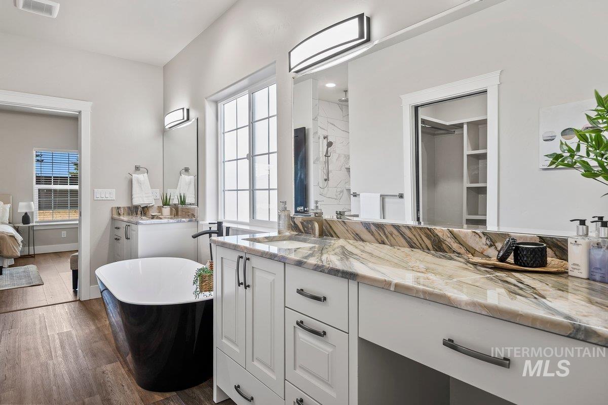 1583 Lagoon Lane, Twin Falls, Idaho 83301, 4 Bedrooms, 2.5 Bathrooms, Residential For Sale, Price $544,900, 98979226