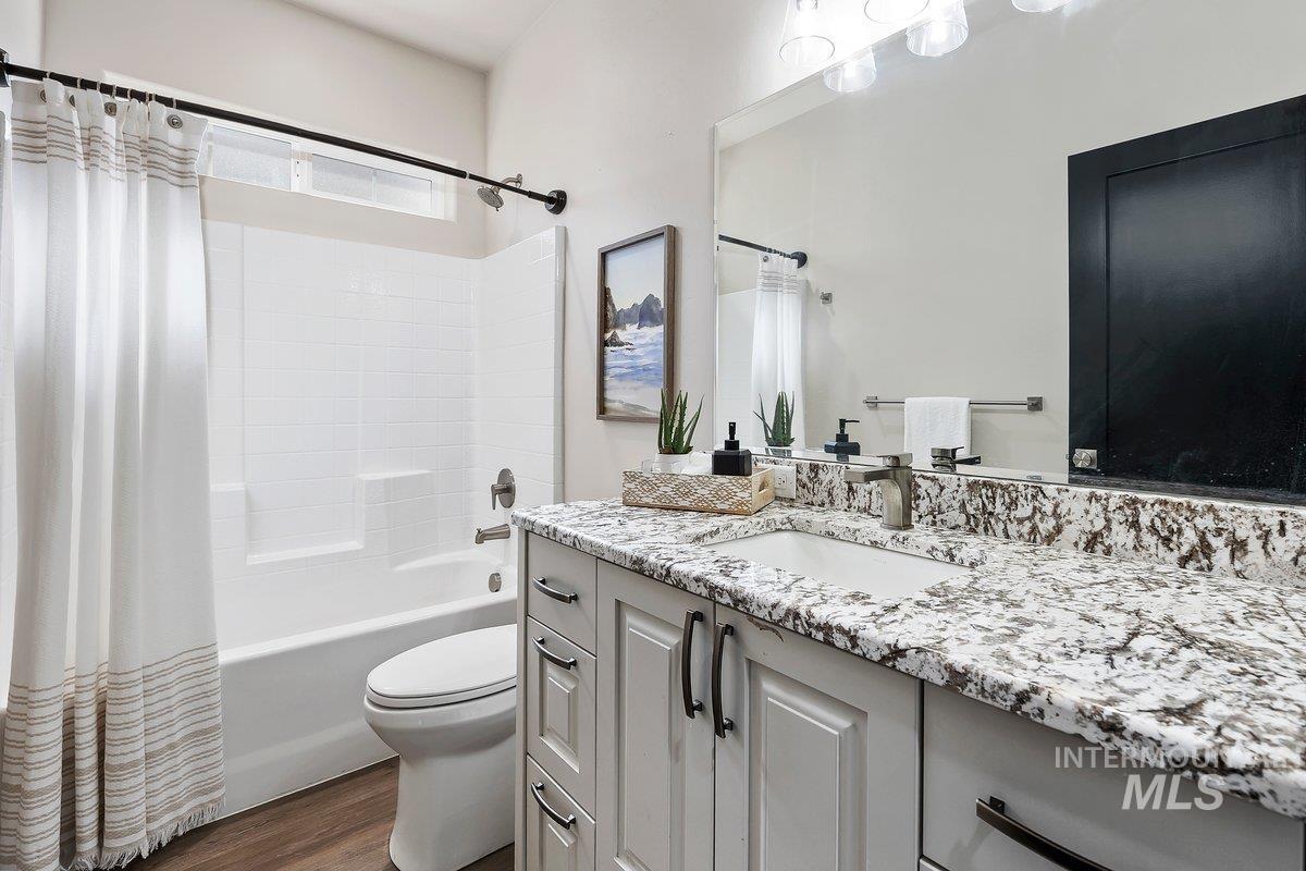 1583 Lagoon Lane, Twin Falls, Idaho 83301, 4 Bedrooms, 2.5 Bathrooms, Residential For Sale, Price $544,900, 98979226