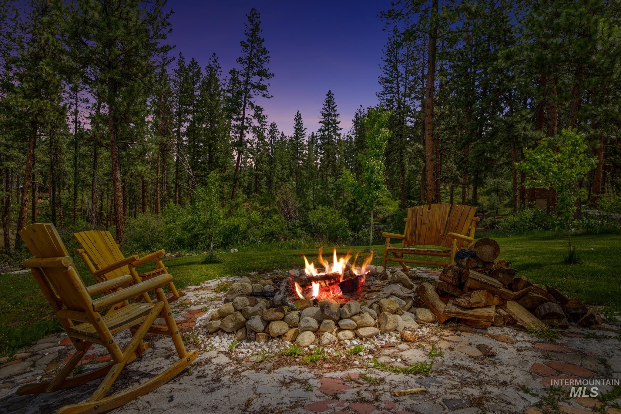 12 Deer Drive, Idaho City, Idaho 83631, 4 Bedrooms, 2 Bathrooms, Residential For Sale, Price $599,000, 98979227