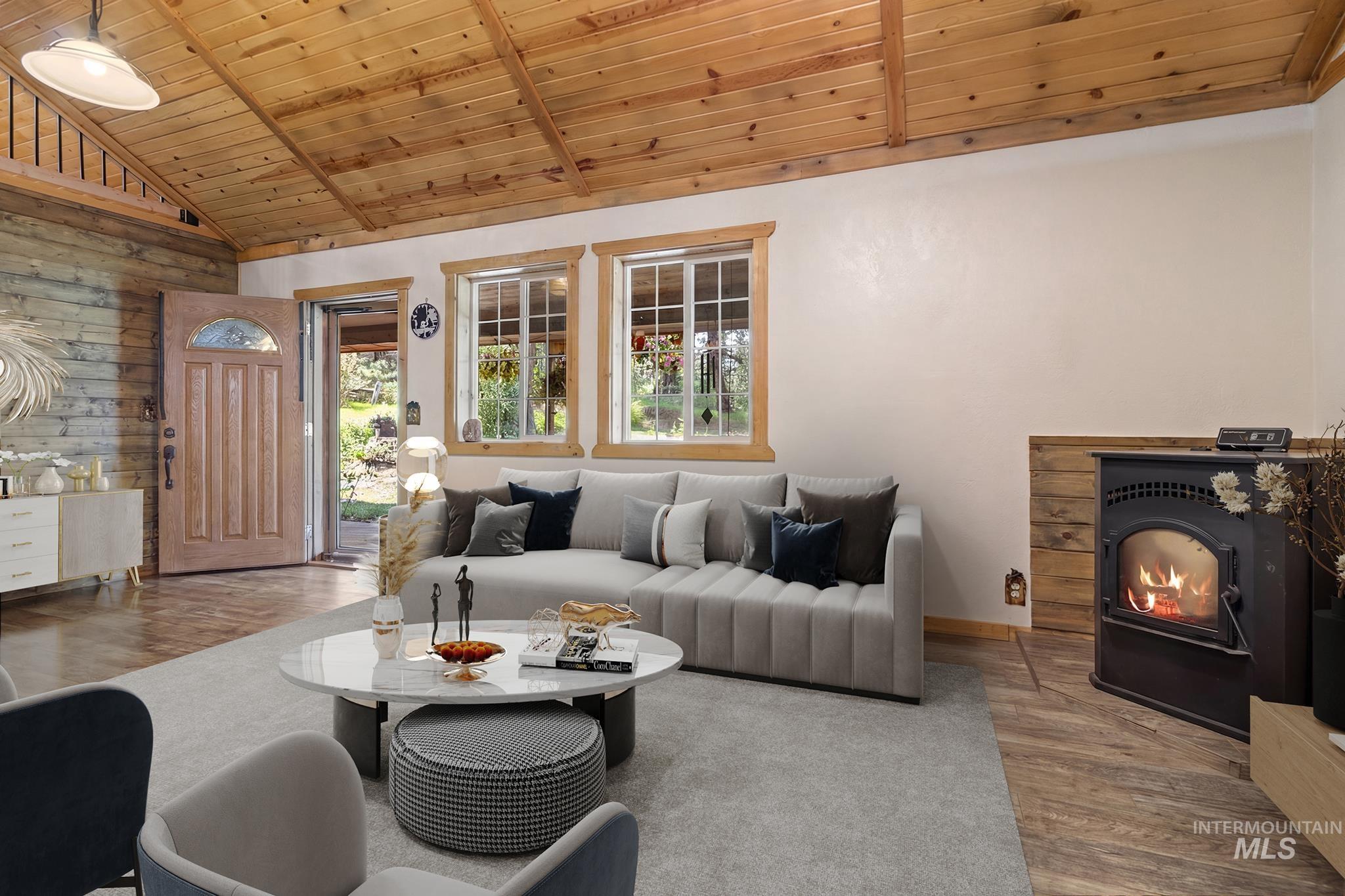 12 Deer Drive, Idaho City, Idaho 83631, 4 Bedrooms, 2 Bathrooms, Residential For Sale, Price $599,000, 98979227